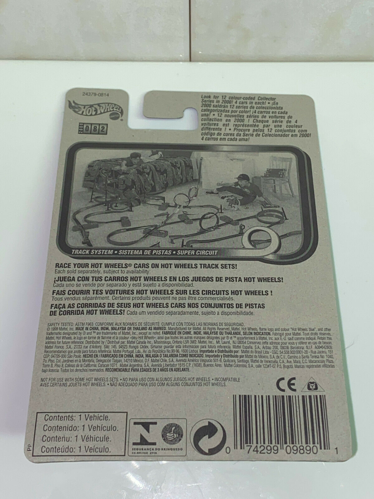 2000 Hot Wheels First Editions Cabbin' Fever #22/36 International Card NIP