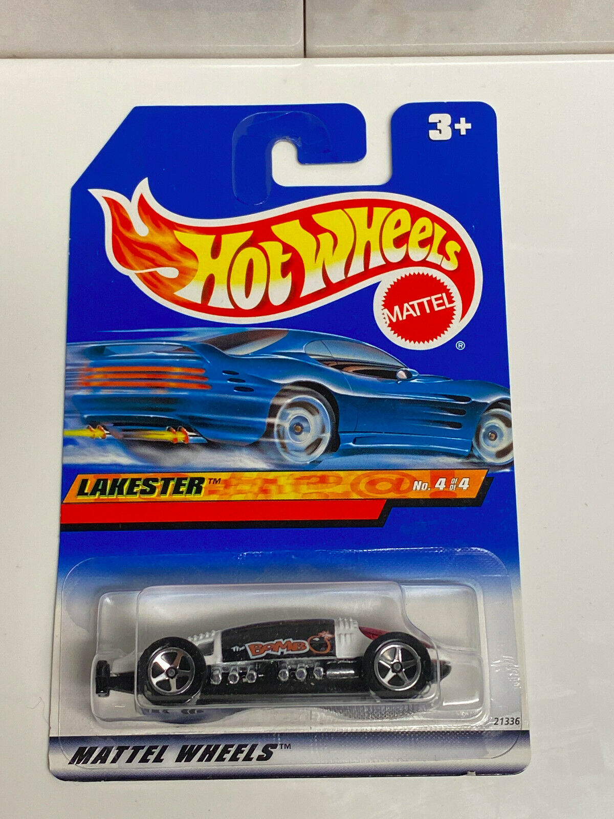1999 Hot Wheels Car-Toon Friends Series Full Set 4 International Cards NIP VHTF