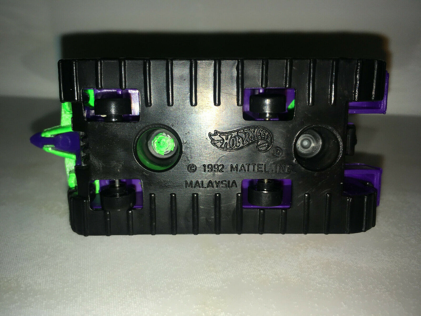 1992 Hot Wheels Treadator Green & Purple Loose