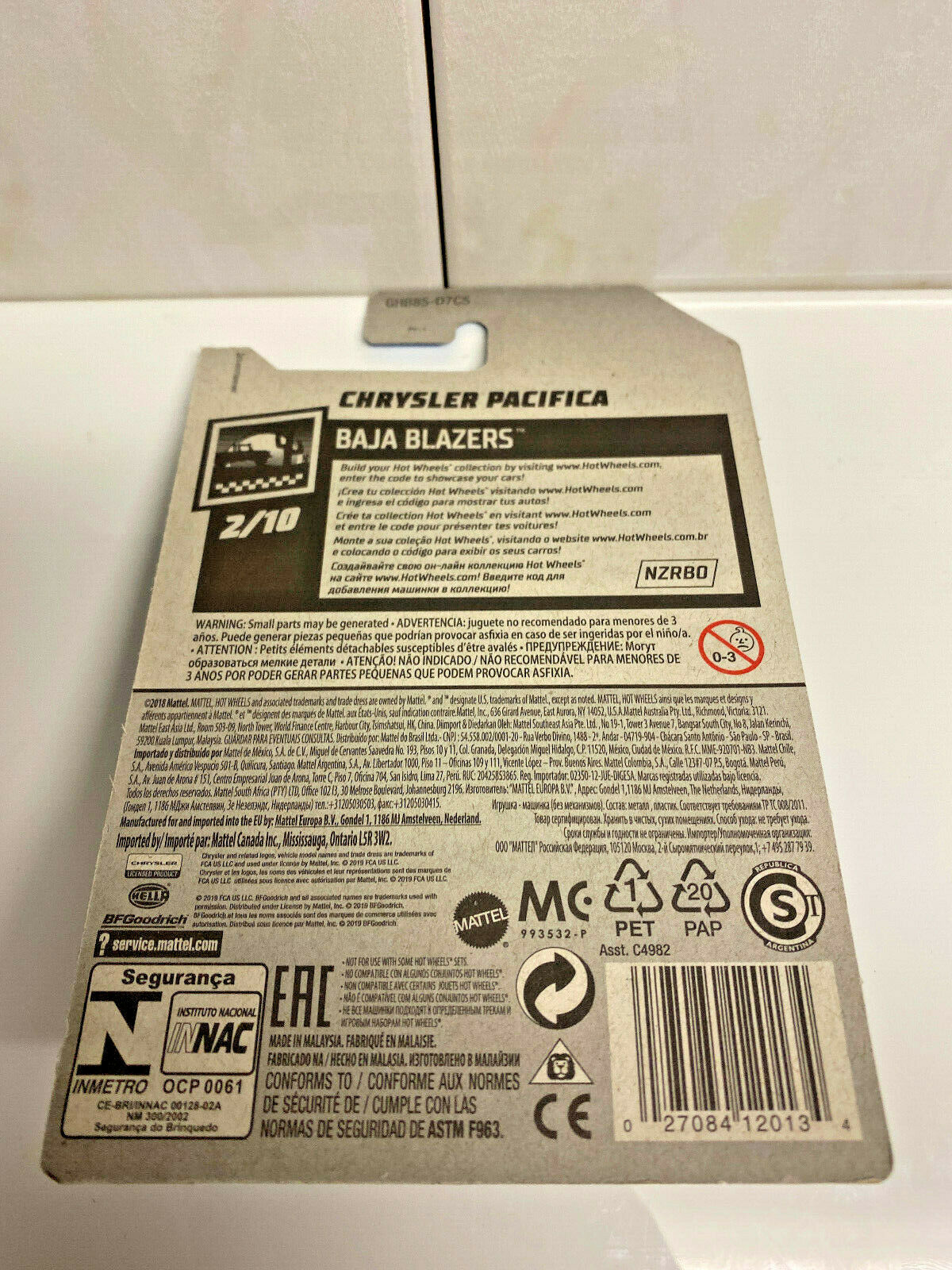 2020 Hot Wheels Baja Blazer 7/10 Chrysler Pacifica 51/250 NIP