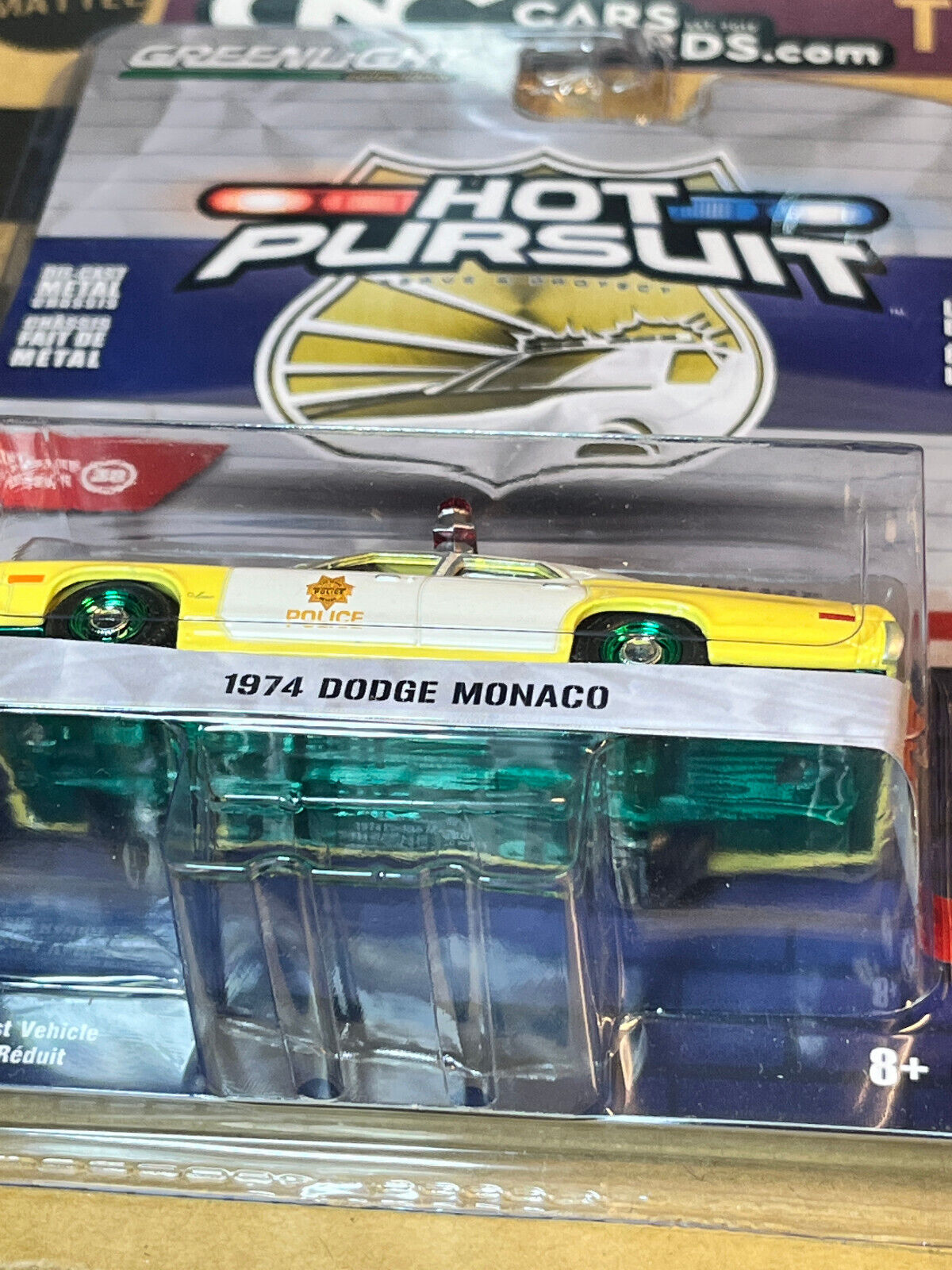 Greenlight Hot Pursuit Las Vegas Police 1974 Dodge Monaco Green Machine Chase