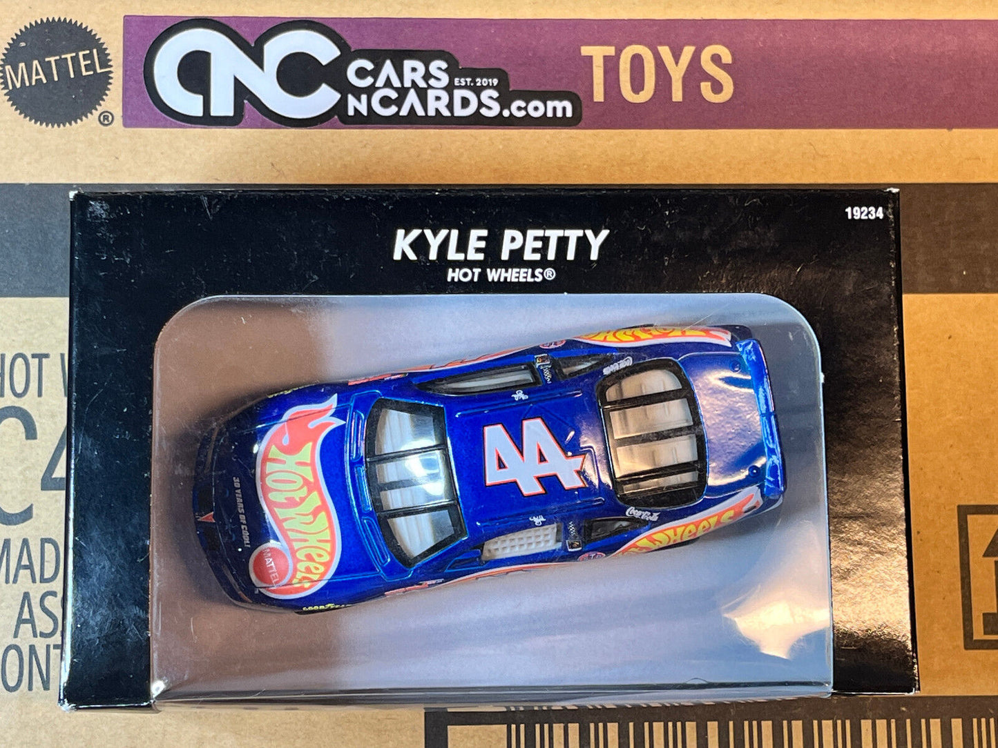1997 Hot Wheels Pro Racing Nascar Kyle Petty #44 1:24 Scale NIP