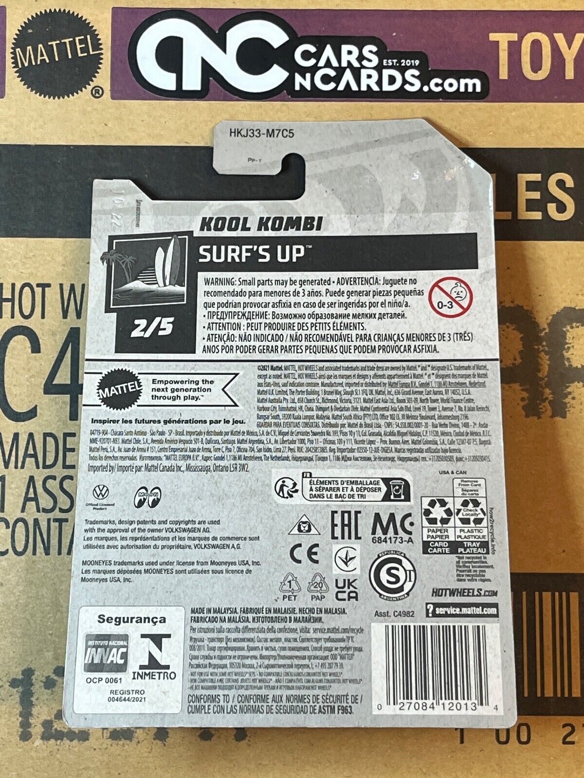 2023 Hot Wheels Surf's Up #2/5 Volkswagen Kool Kombi Mooneyes Yellow NIP