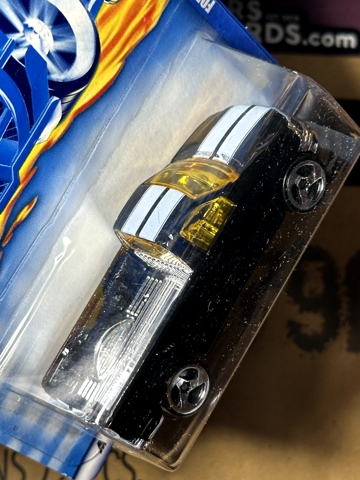 2000 Hot Wheels Ford F-150 Black Collector #247 International Card NIP