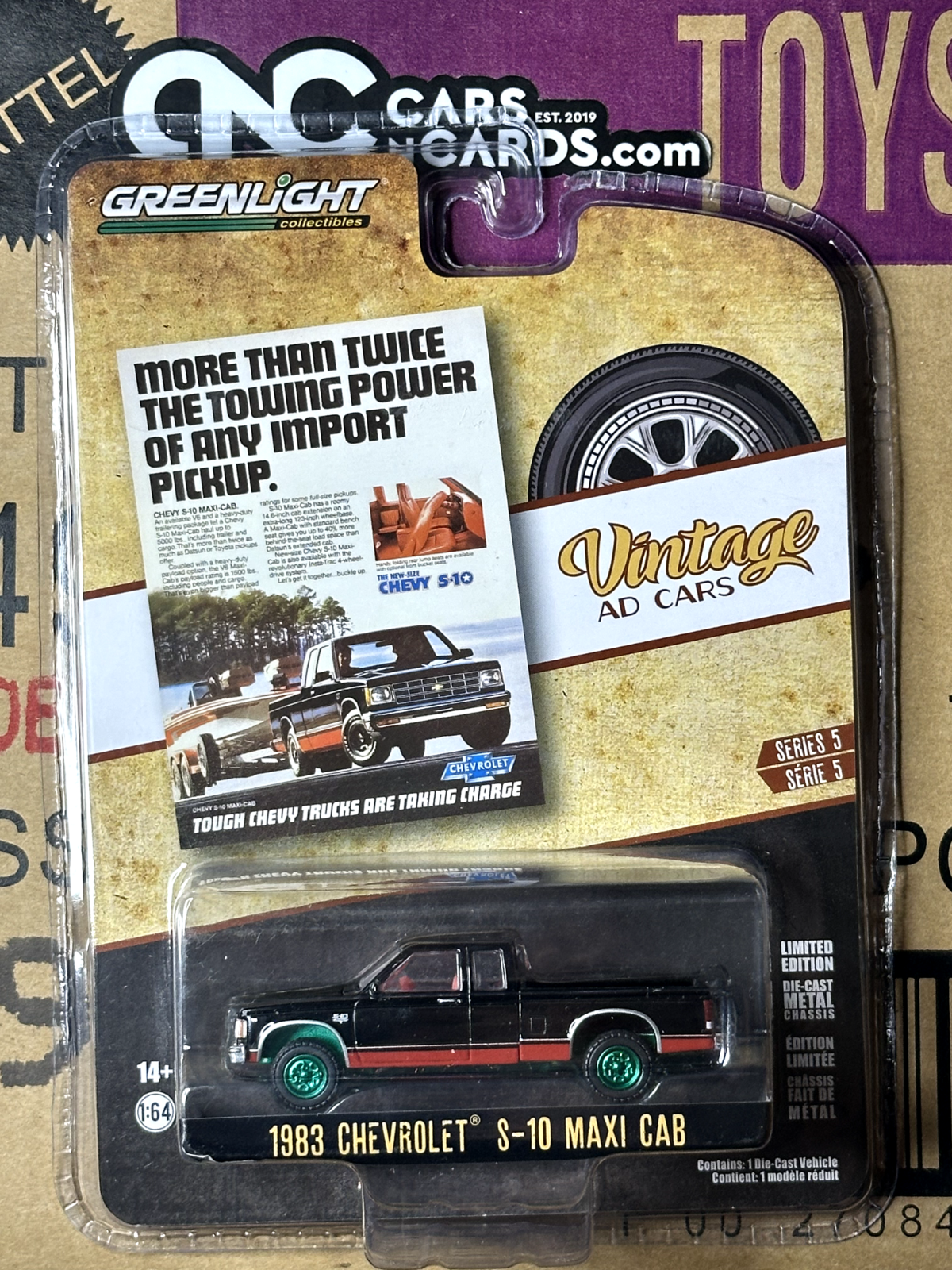 Greenlight Vintage Ad Cars 1983 Chevrolet S-10 Maxi Cab Green Machine Chase