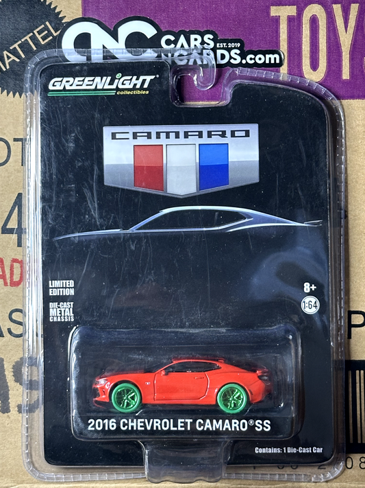 Greenlight Green Machine Camaro 2016 Chevrolet Camaro SS Chase