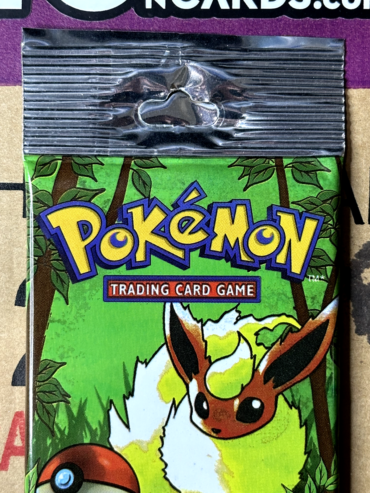 1999 Pokémon Jungle Flareon Sealed Pack Long Stem Unpunched & Unweighed pack