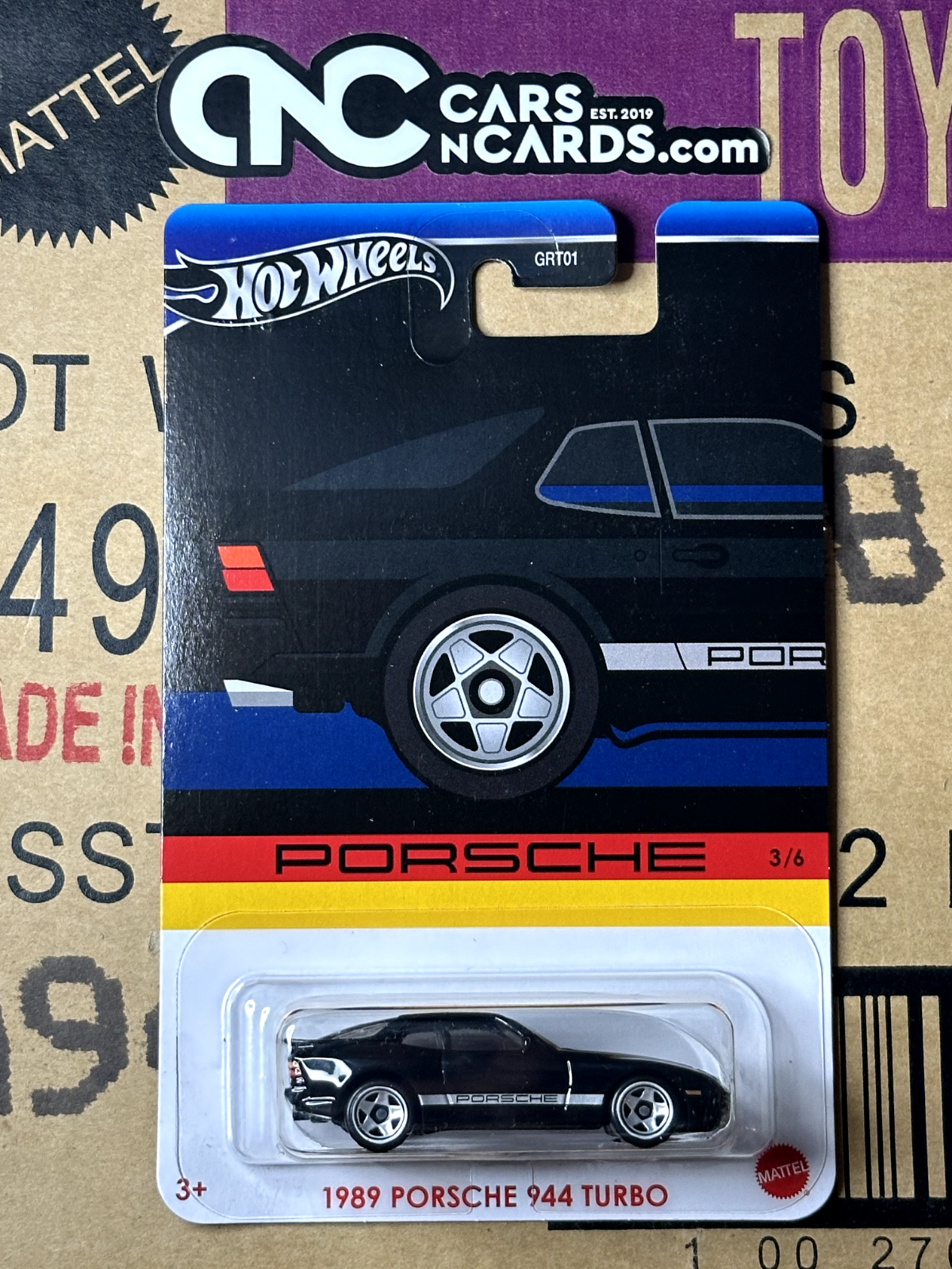2024 Hot Wheels Porsche Series 3/6 1989 Porsche 944 Turbo