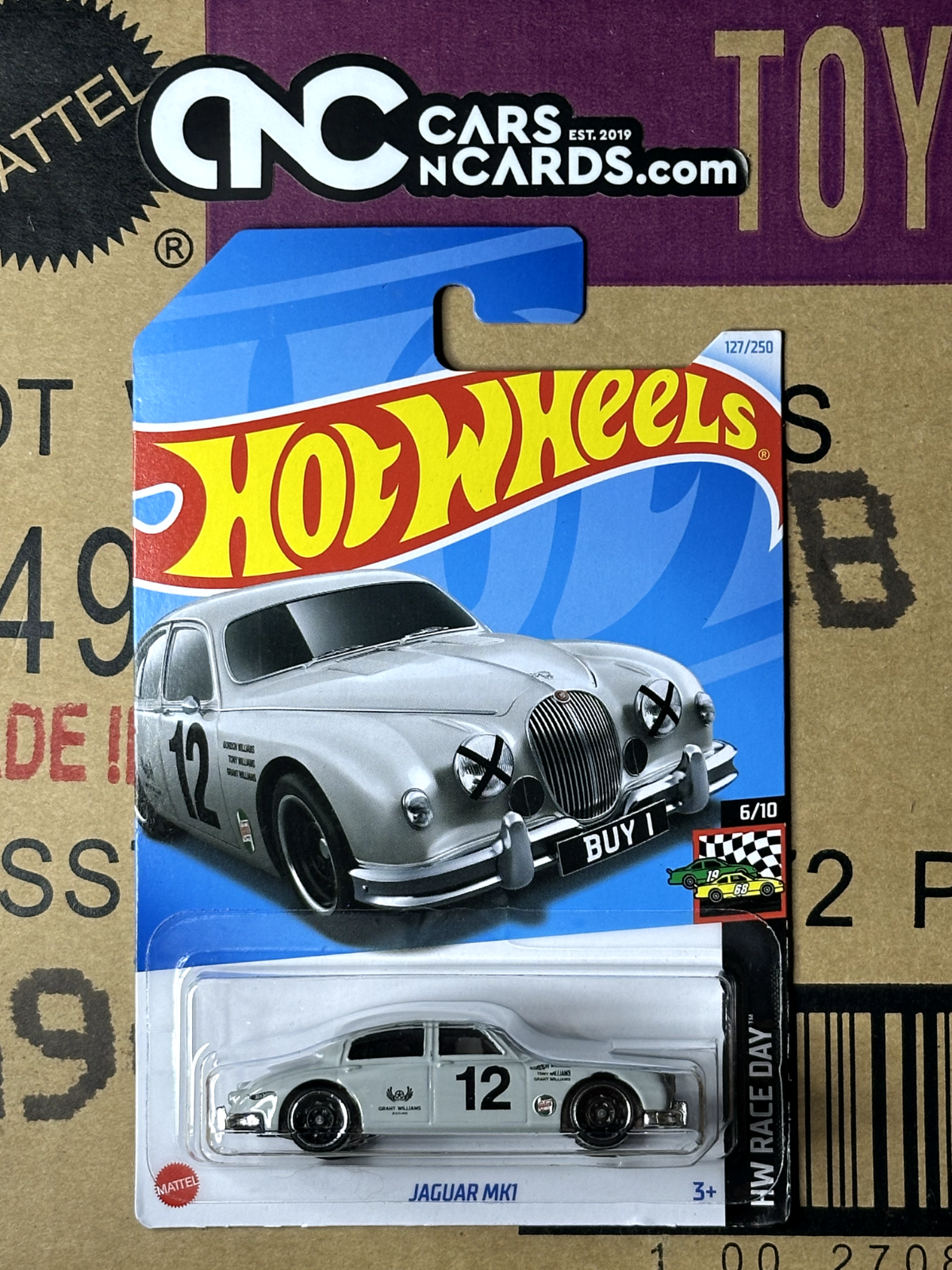 2024 Hot Wheels HW Race Day 6/10 Jaguar MK1