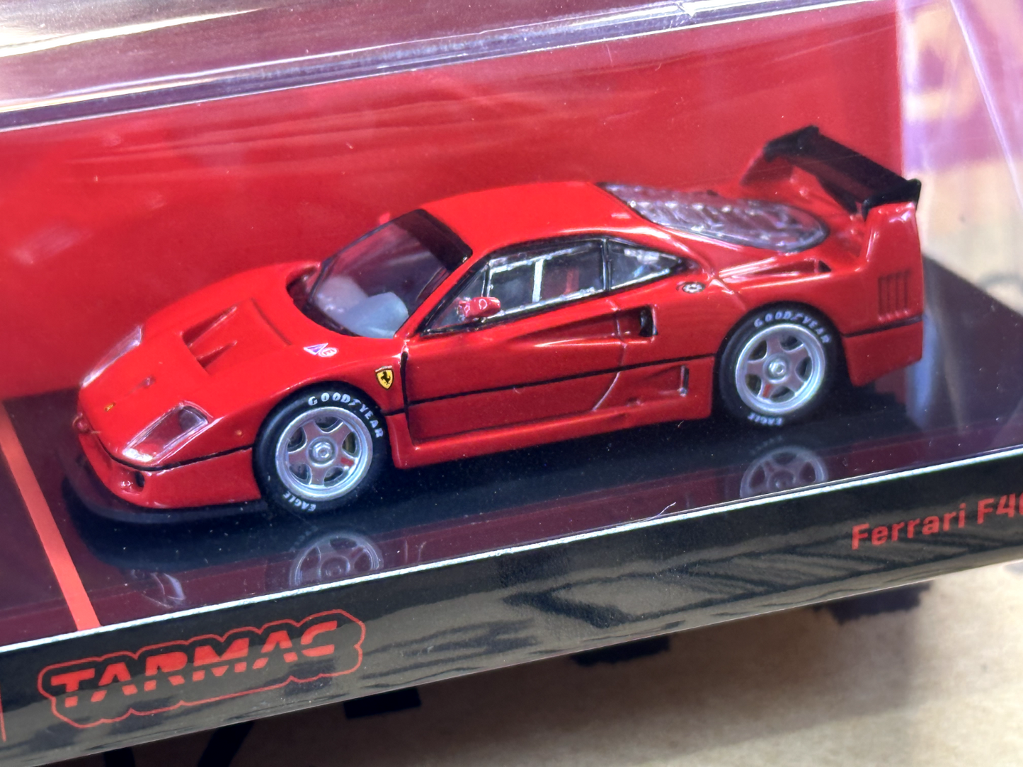 Tarmac Works Road 64 IXO Models Ferrari F40 LM Sealed