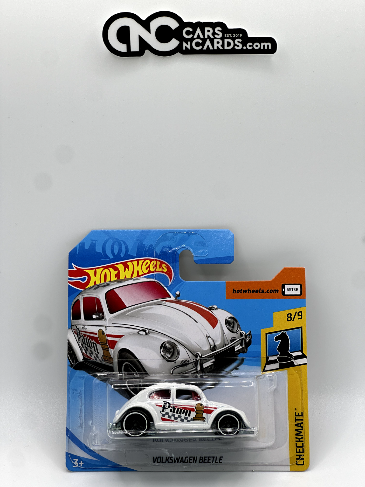 2018 Hot Wheels Checkmate Volkswagen Beetle Pawn White Short Card