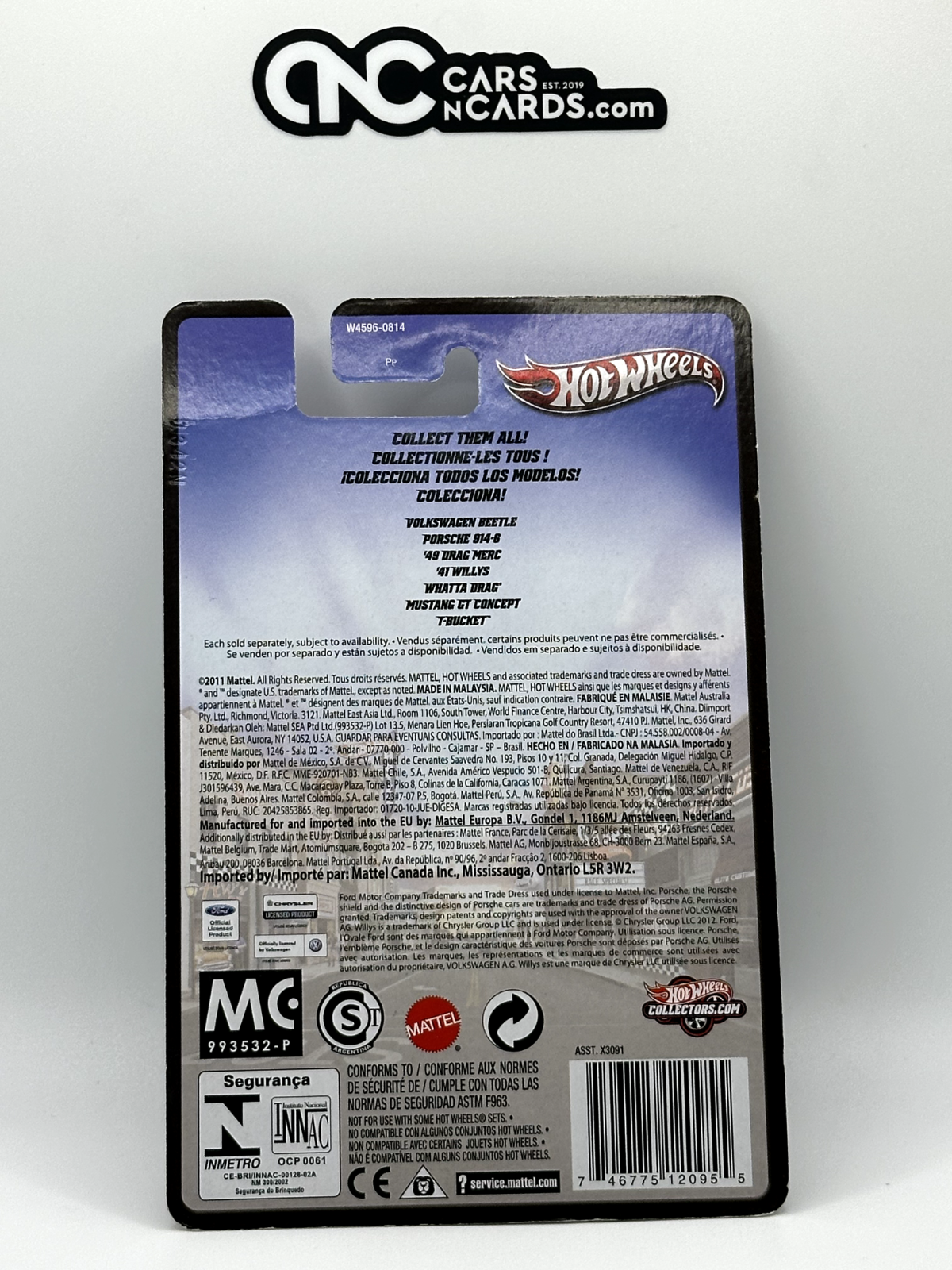 2011 Hot Wheels Boulevard Volkswagen Beetle Green (Card Crease)