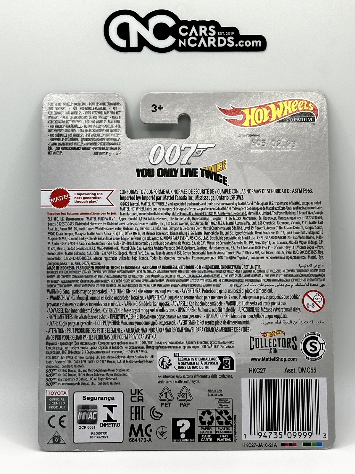 2023 Hot Wheels Premium Retro Ent 007 Toyota 2000GT Roadster (Cracked Blister)