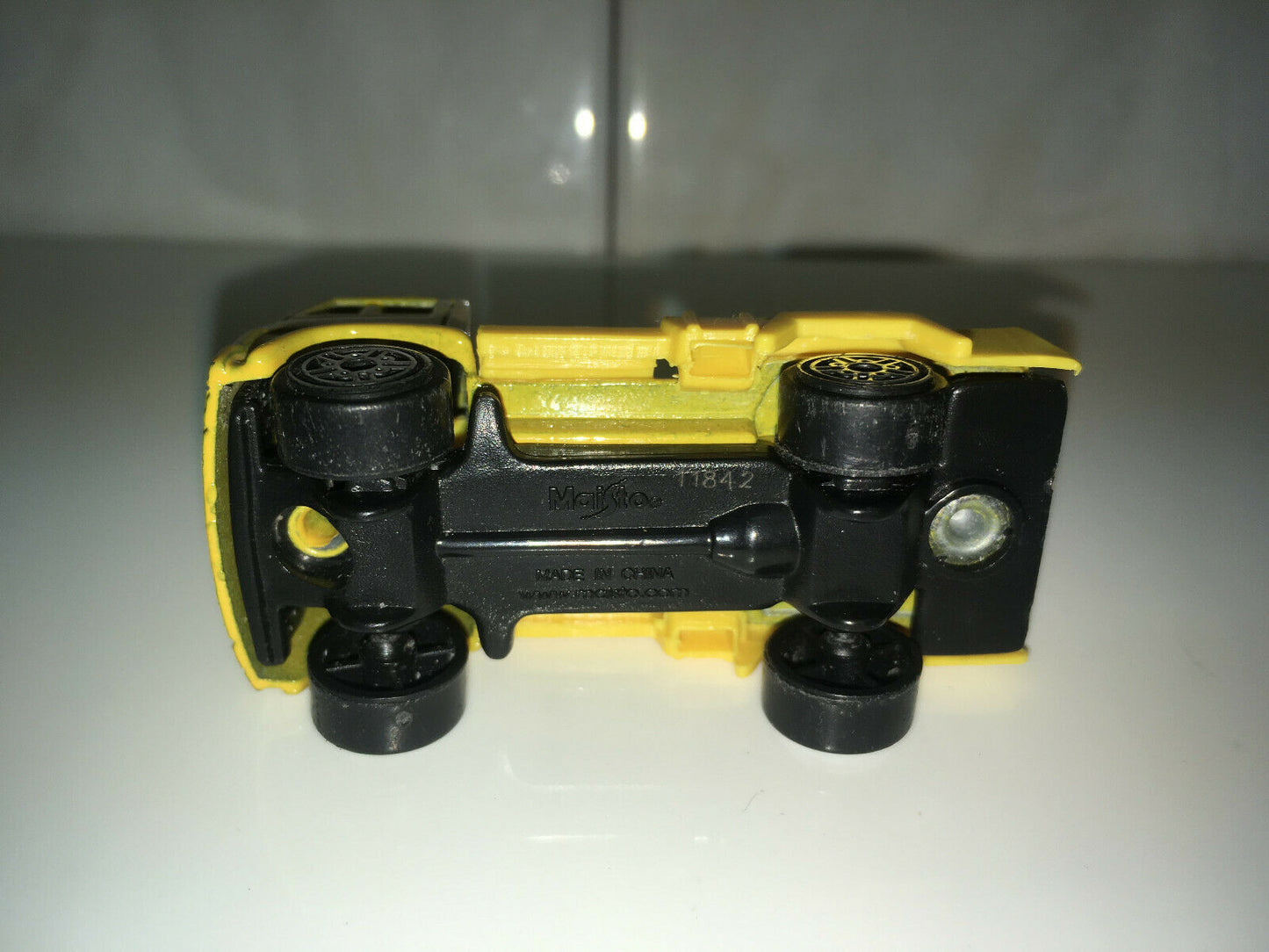 Maisto Yellow transport Truck flatbed