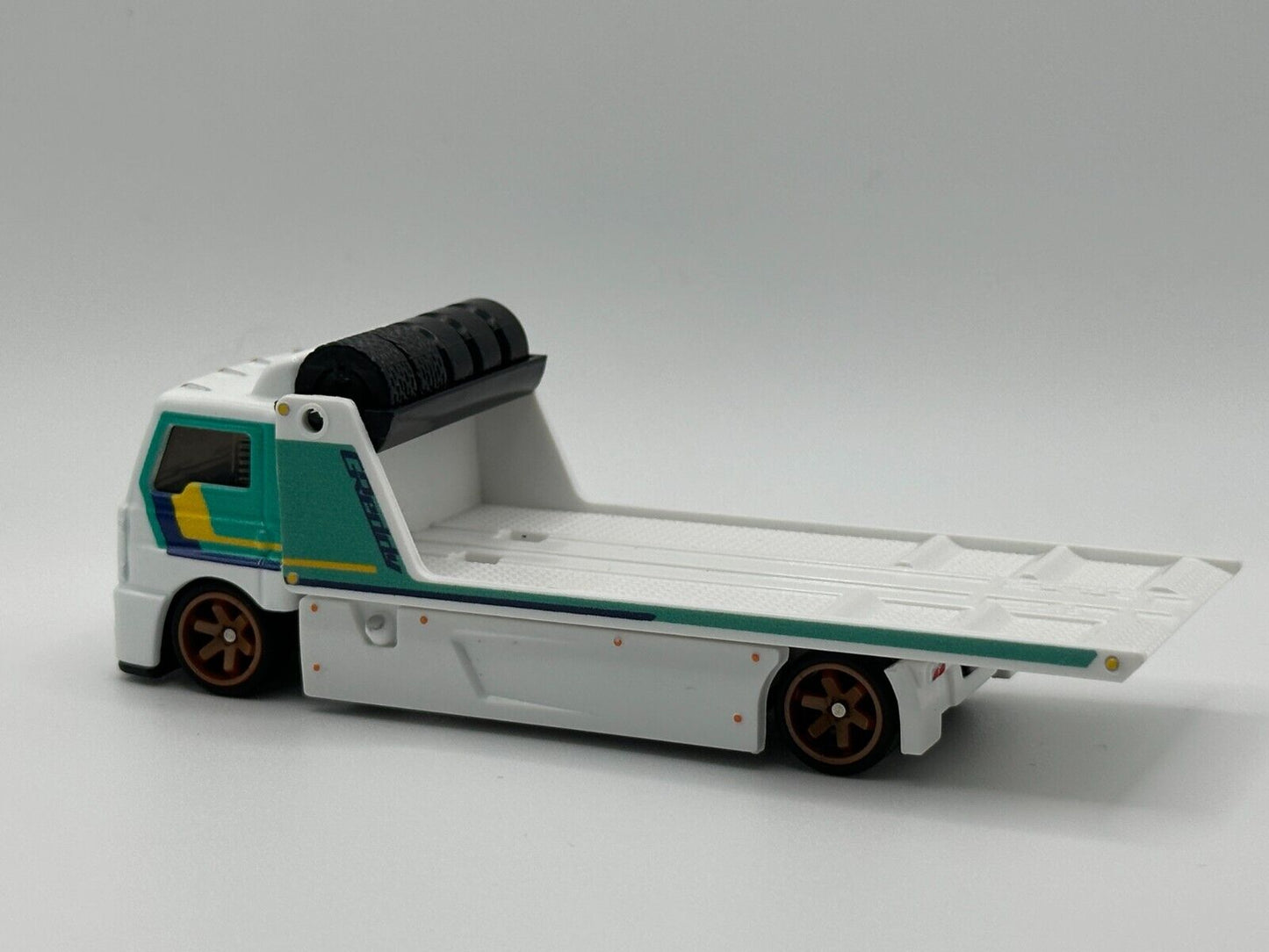 2024 Hot Wheels Premium Diorama GReddy Fleet Street Hauler Loose