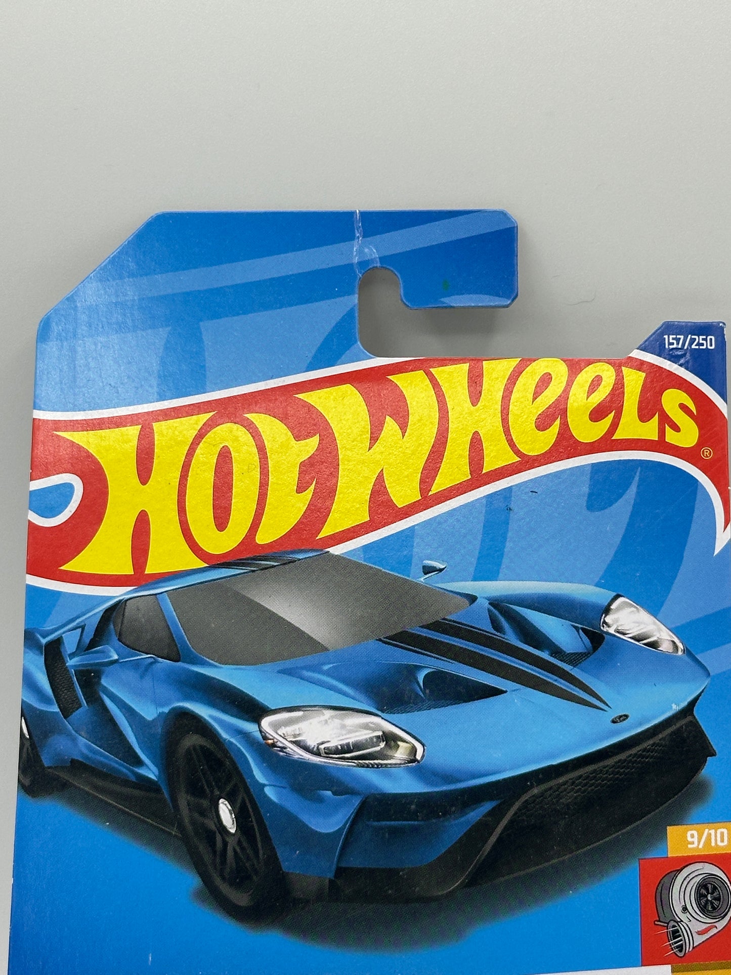 2022 Hot Wheels HW Turbo #9/10 '17 Ford GT #157/250 (Card Crease)