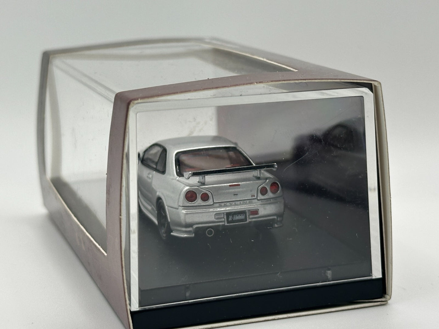 Motorhelix 1:64 Nissan Nismo R34 GT-R Z-Tune