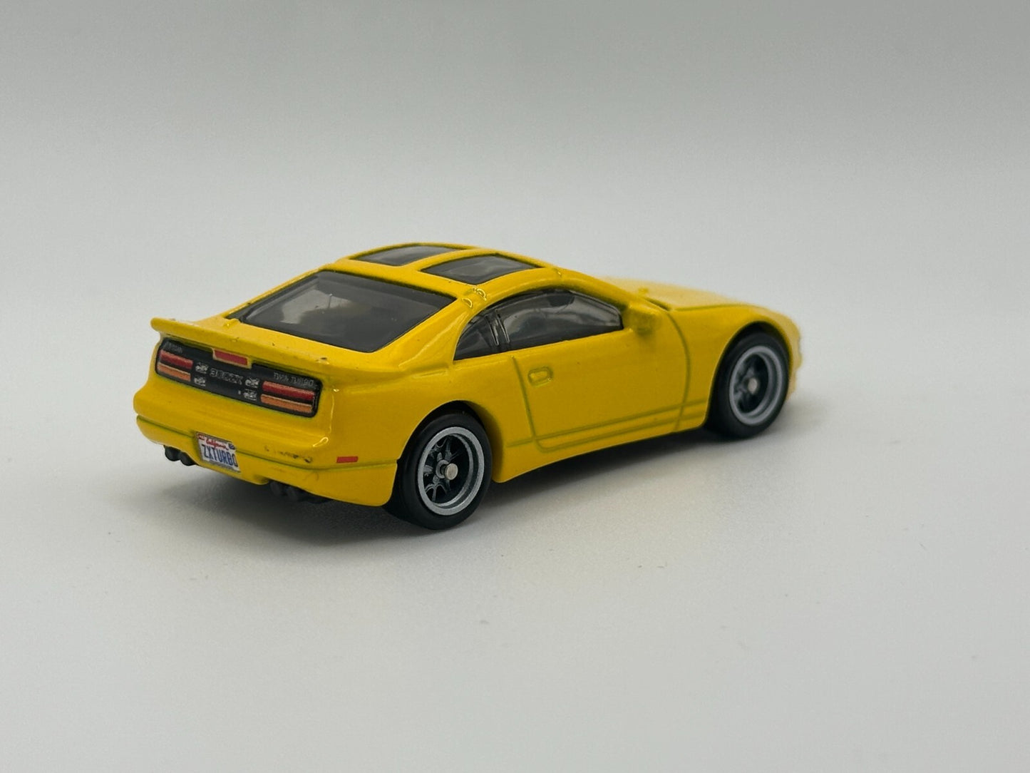 2021 Hot Wheels Premium Modern Classics 1/5 Nissan 300ZX Twin Turbo (Loose)