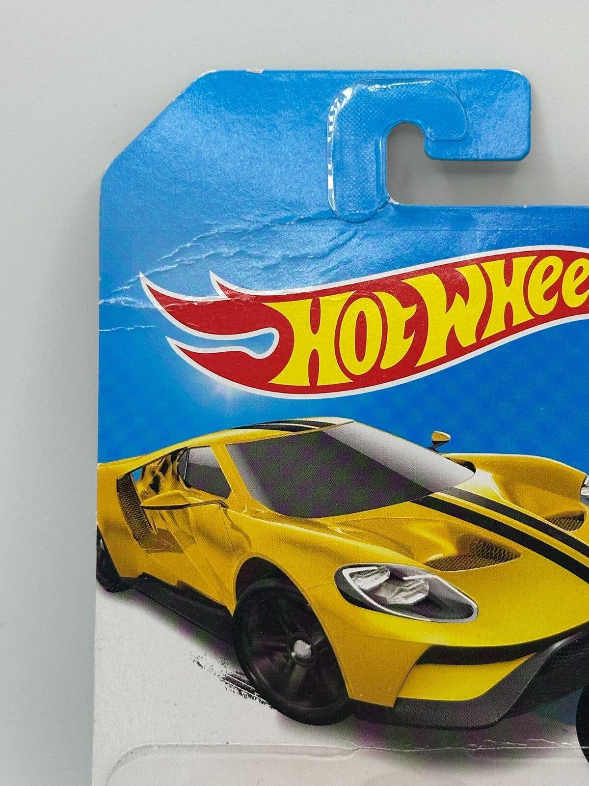 2017 Hot Wheels HW Nightburnerz 2/10 '17 Ford GT (Card Damage)