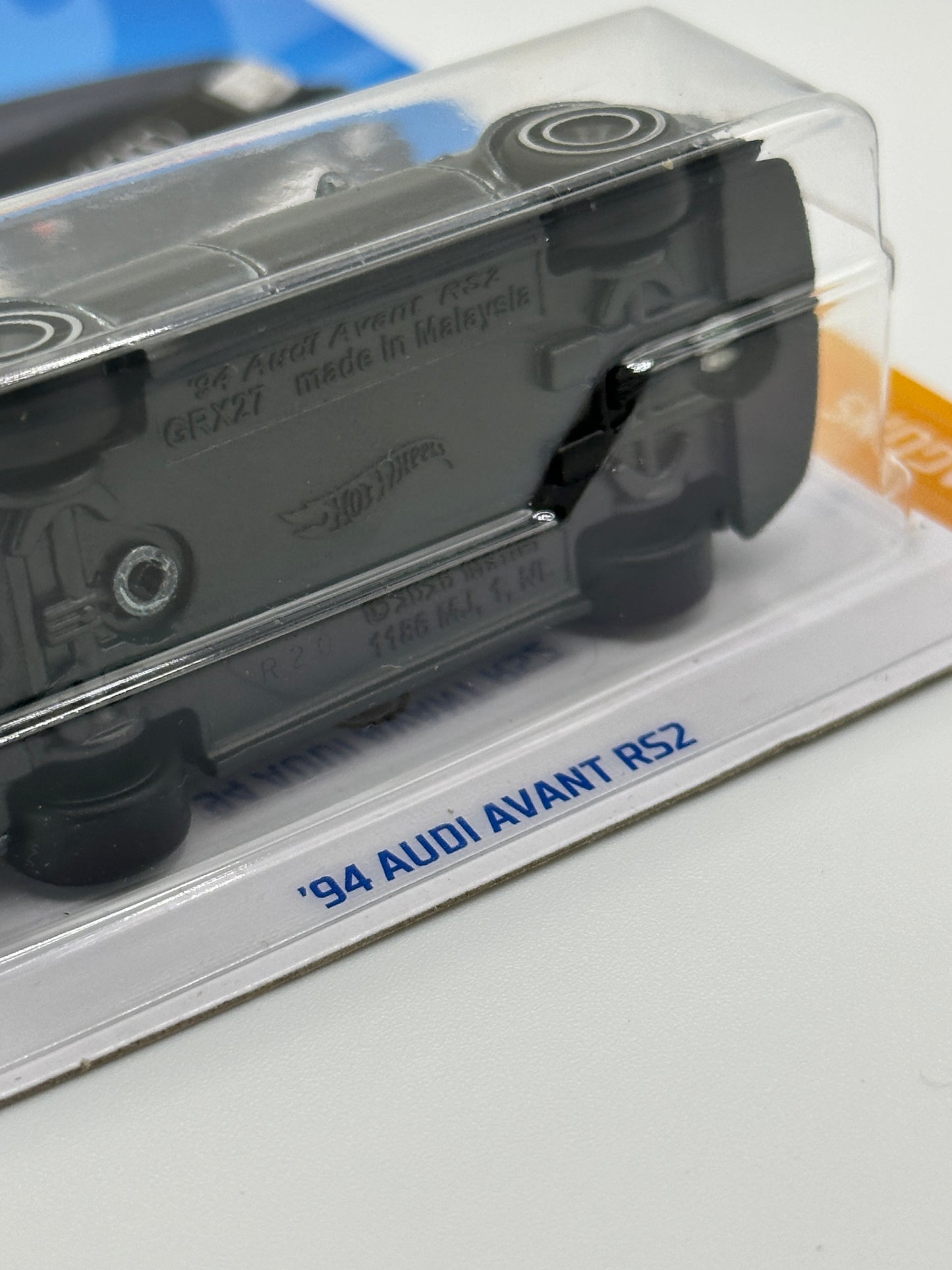 2022 Hot Wheels HW Wagons Audi RS2 Super Treasure Hunt Card Crease W/Protector