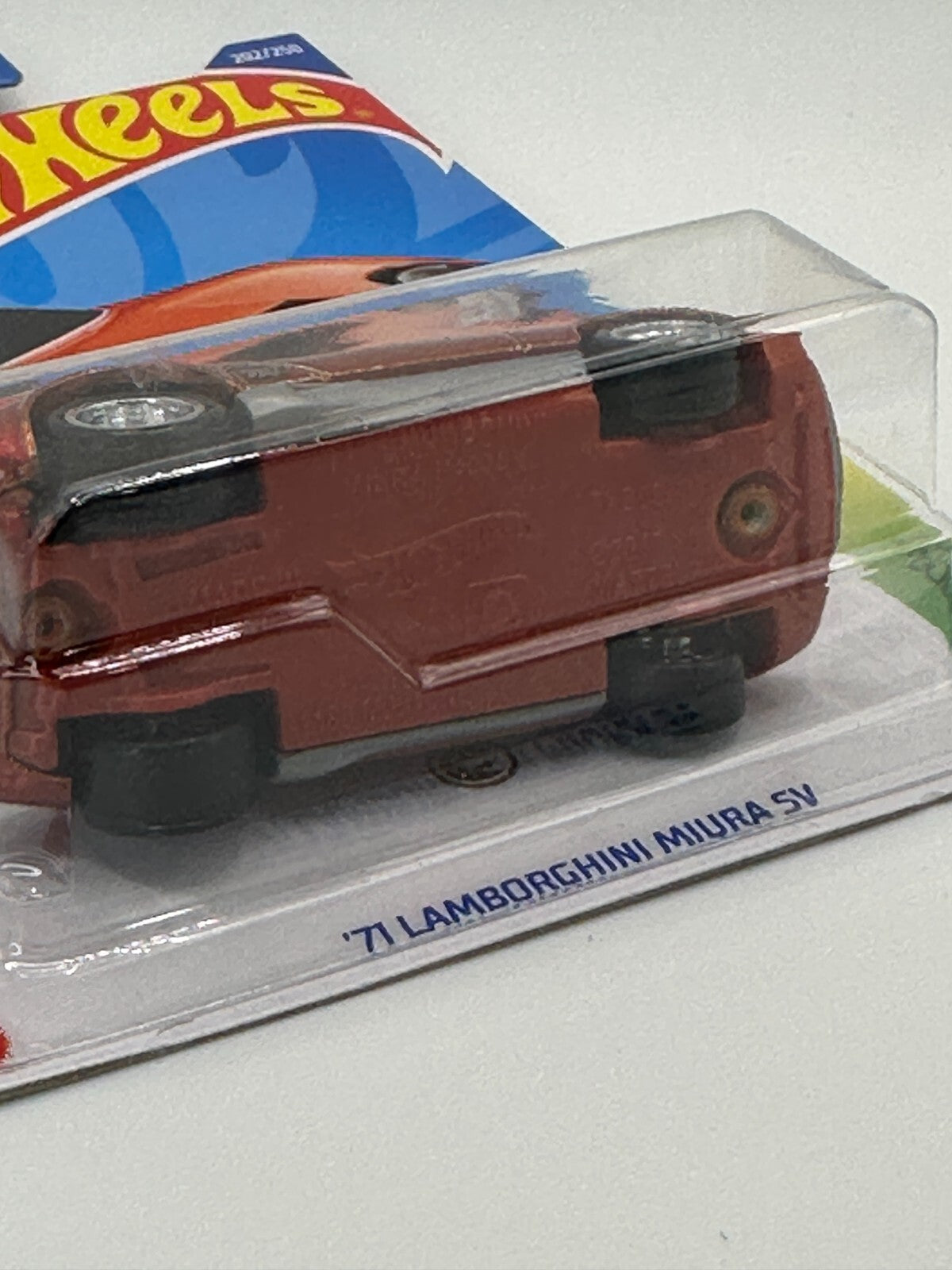 2022 Hot Wheels Super Treasure Hunt '71 Lamborghini Miura SV With Protector