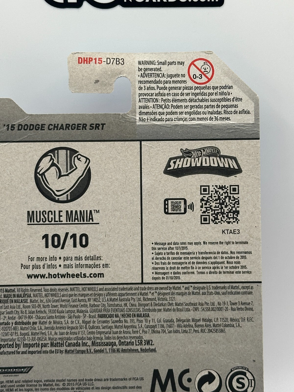 2016 Hot Wheels Muscle Mania '15 Dodge Charger SRT Red (Card Creases)
