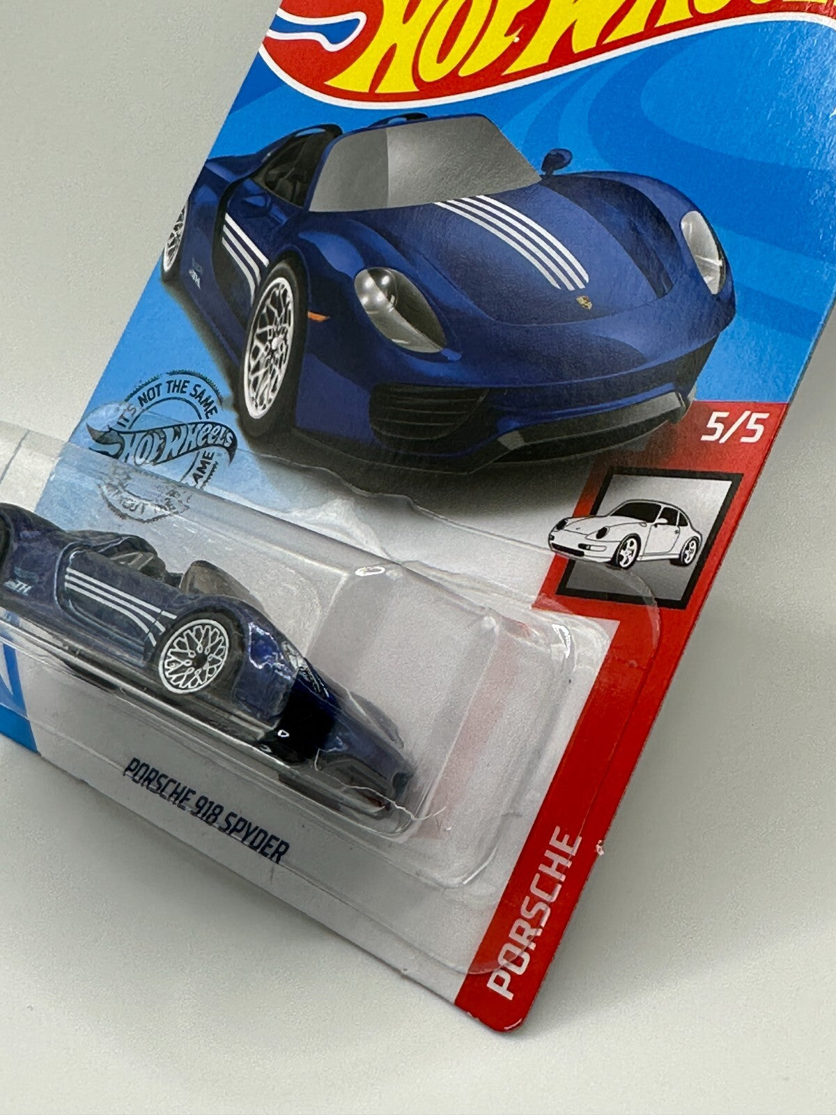 2020 Hot Wheels Super Treasure Hunt Porsche 918 Spyder (Cracked Blister)