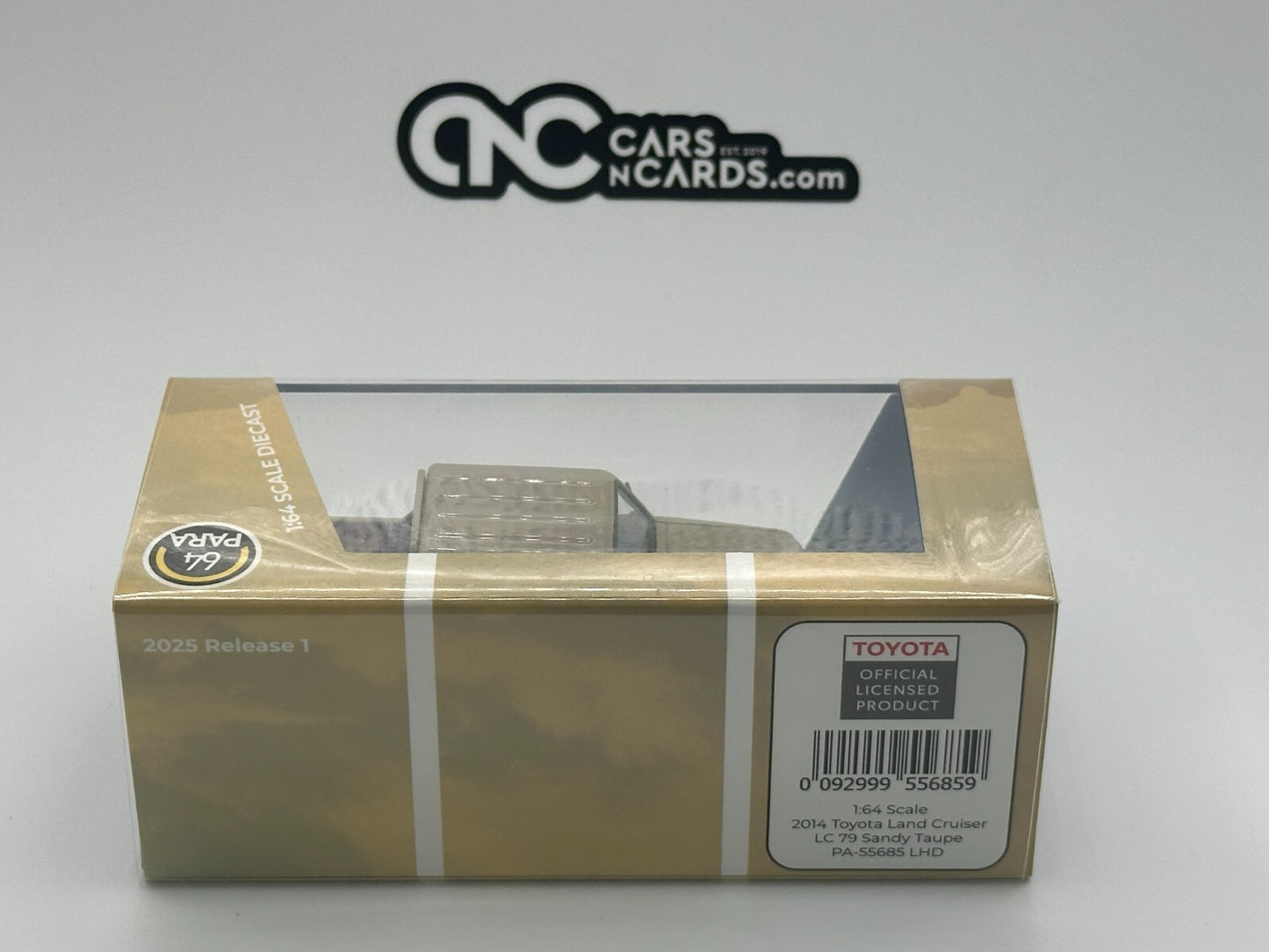 PARA64 1:64 2014 Toyota Land Cruiser LC 79 – Sandy Taupe LHD PA-5568
