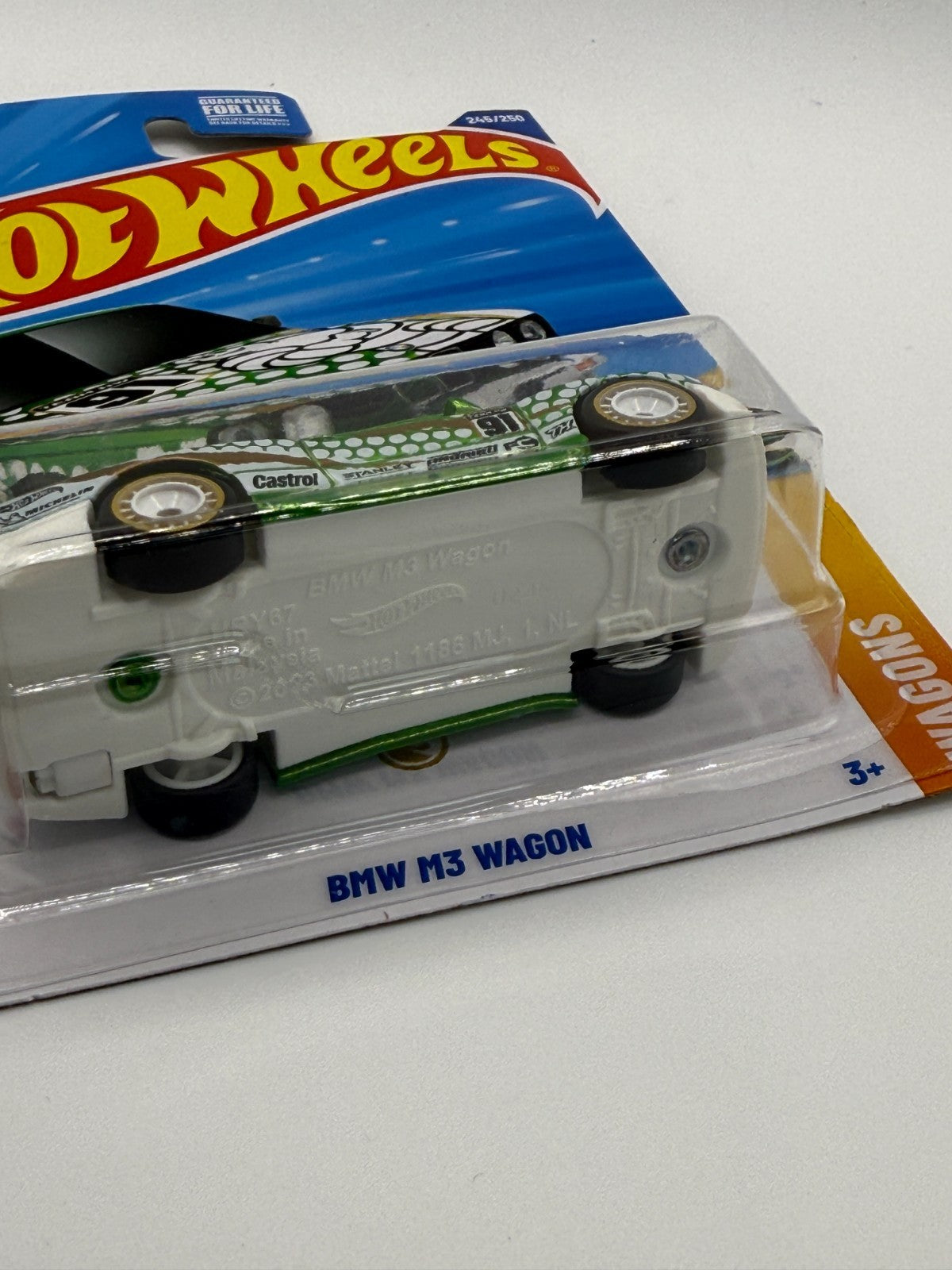 2025 Hot Wheels Super Treasure Hunt BMW M3 Wagon With Protector