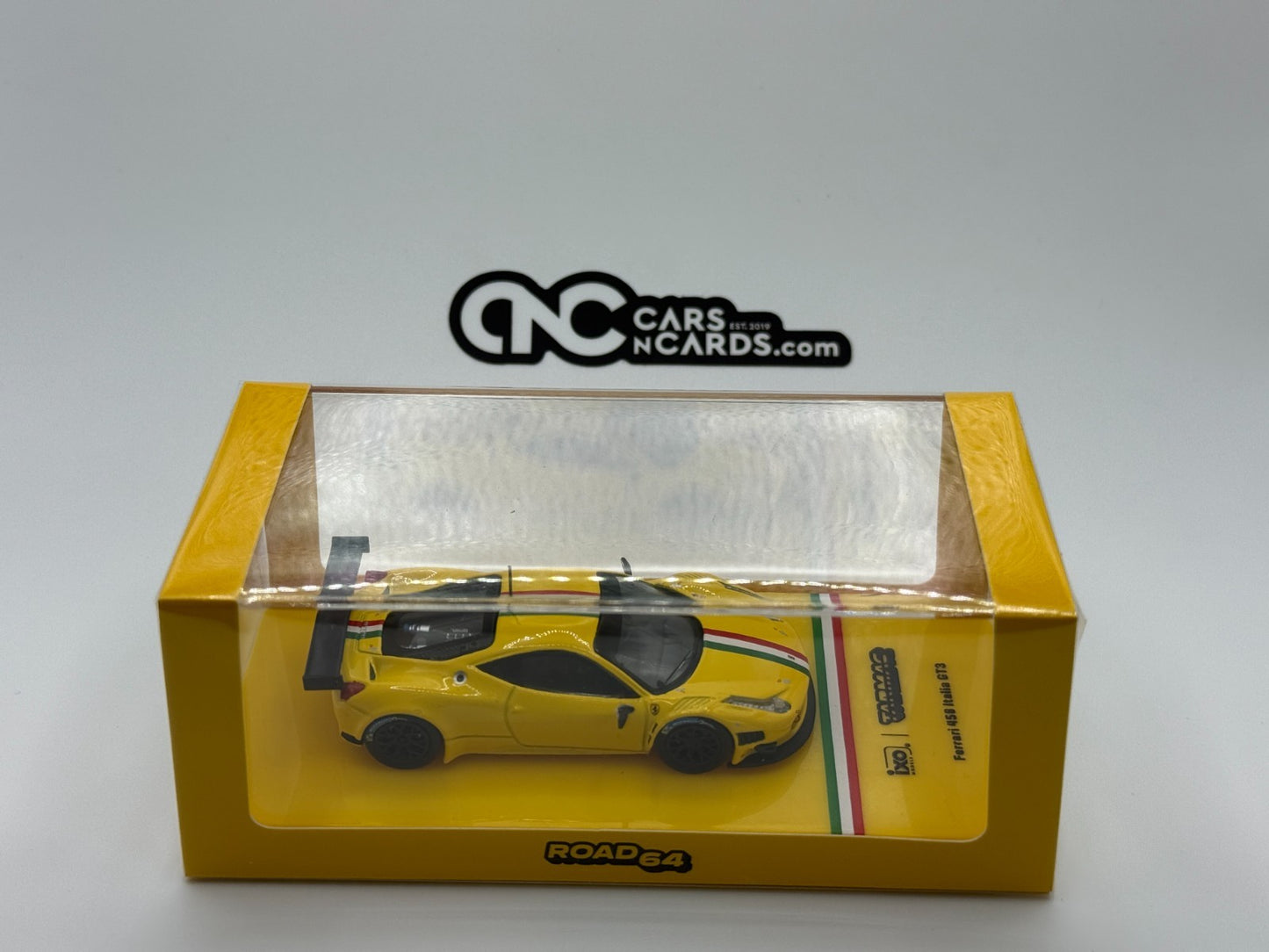 Tarmac Works 1:64 Ferrari 458 Italia GT3 – Yellow – Road64-ixo Models