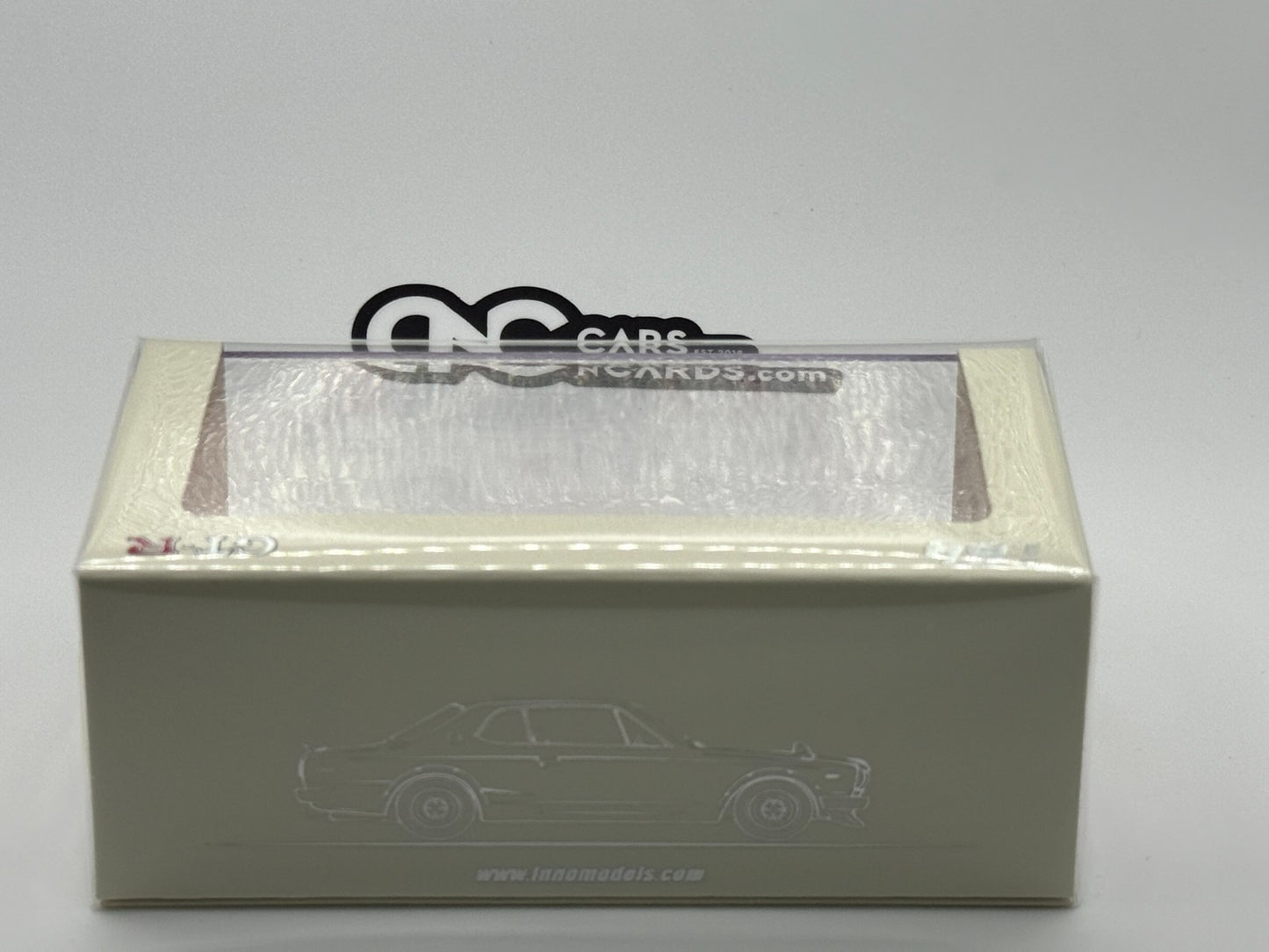 INNO64 1:64 NISSAN SKYLINE 2000 GT-R KPGC10 #1 Takahashi Kunimitsu Fuji Masters