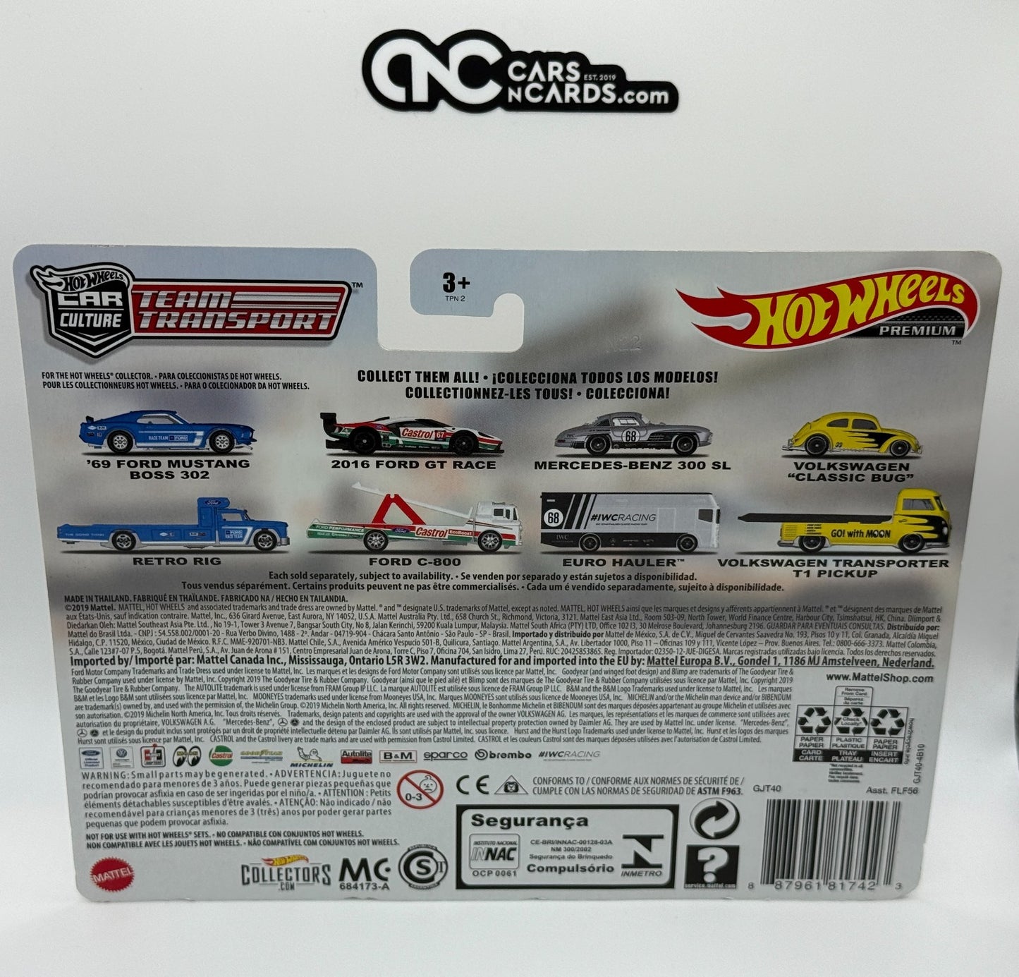 2020 Hot Wheels Premium Team Transport #20 2016 Ford GT Race Ford C-800 Castrol