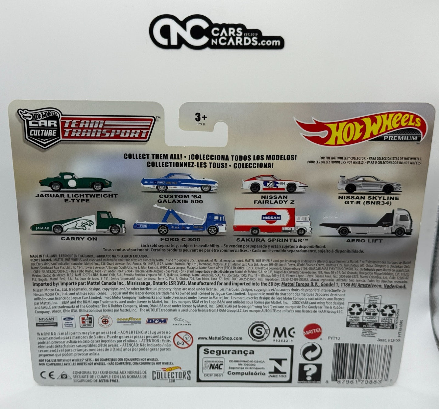 2019 Hot Wheels Premium Team Transport #14 Jaguar Lightweight E-Type Carry On