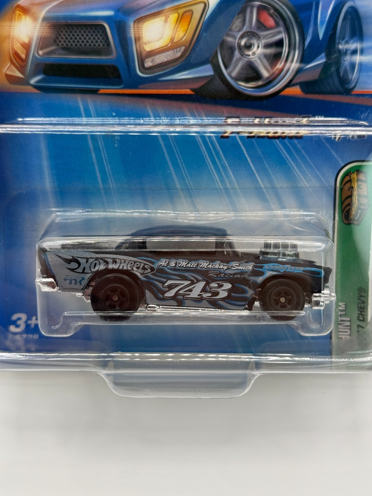 2005 Hot Wheels T-Hunt Treasure Hunt 4/12 1957 Chevy Black Wheels (Card Crease)