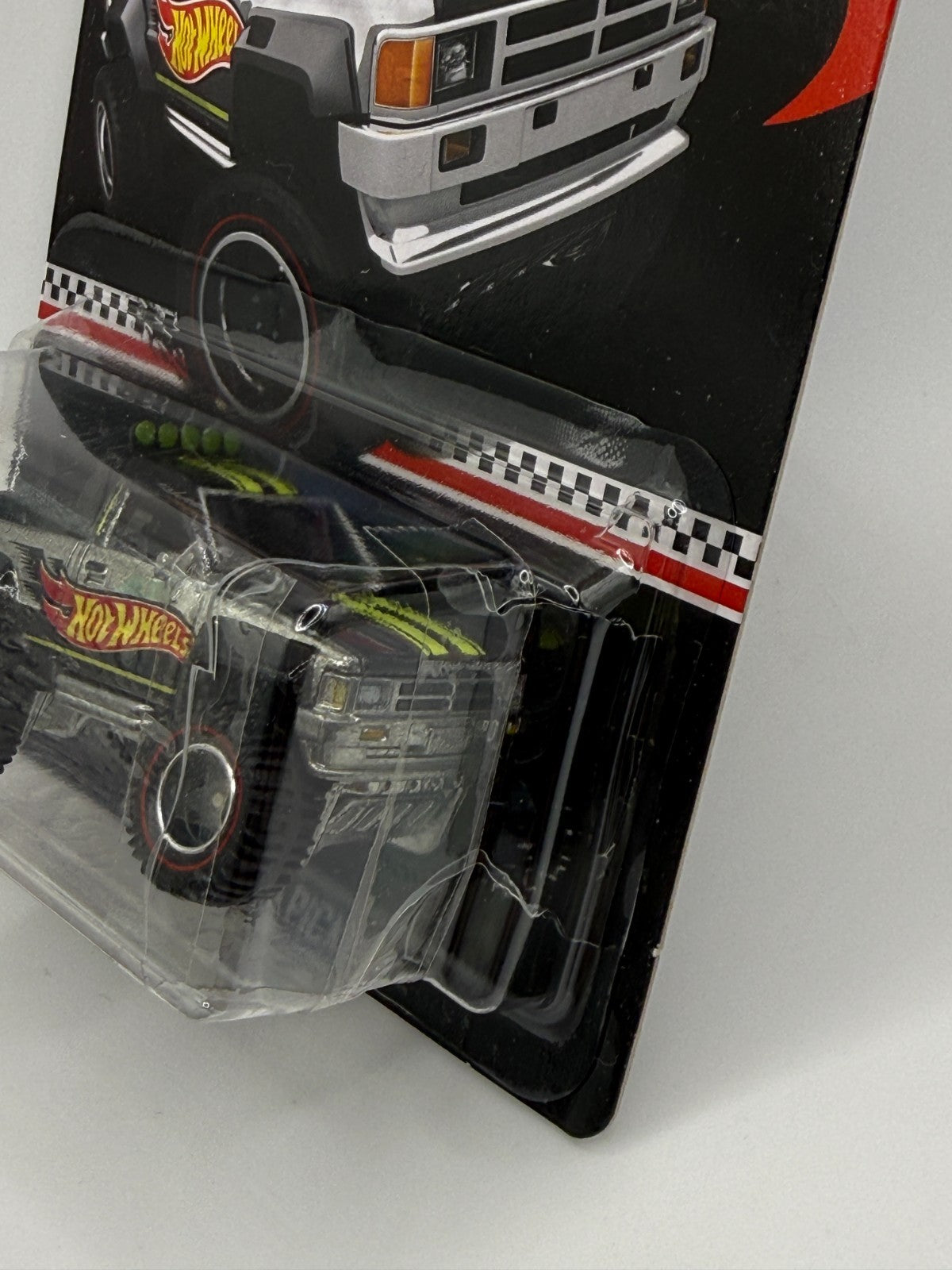 2017 Hot Wheels Zamac Mail In 1987 Toyota Pickup With Protector Blister Damage