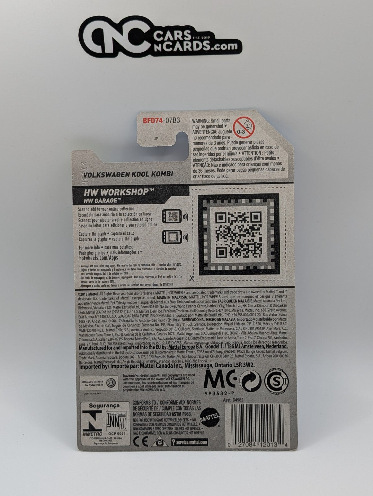 2014 Hot Wheels HW Workshop Volkswagen Kool Kombi Red 201/250