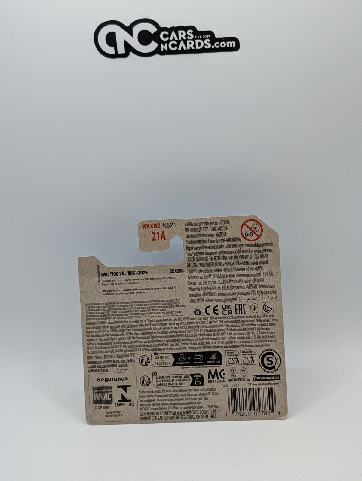 2025 Hot Wheels Mercedes-Benz 500 E Green 52/250 Short Card (Hook Crease)