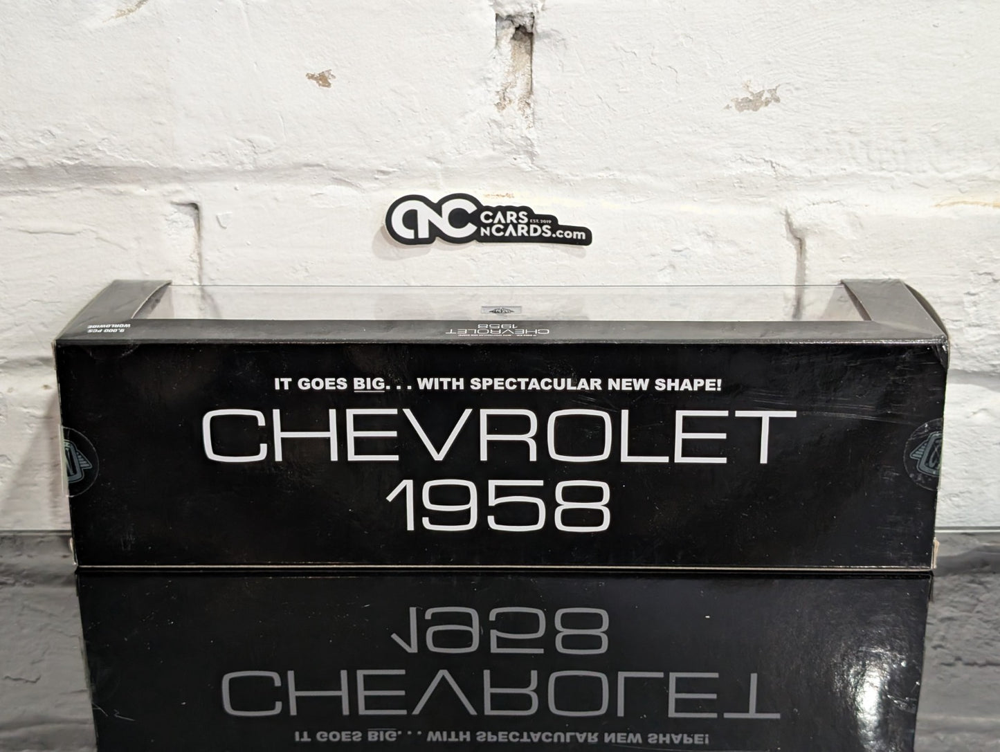 M2 Machines 1:64 Auto Haulers 1958 Chevrolet LCF & 1958 Chevy Impala