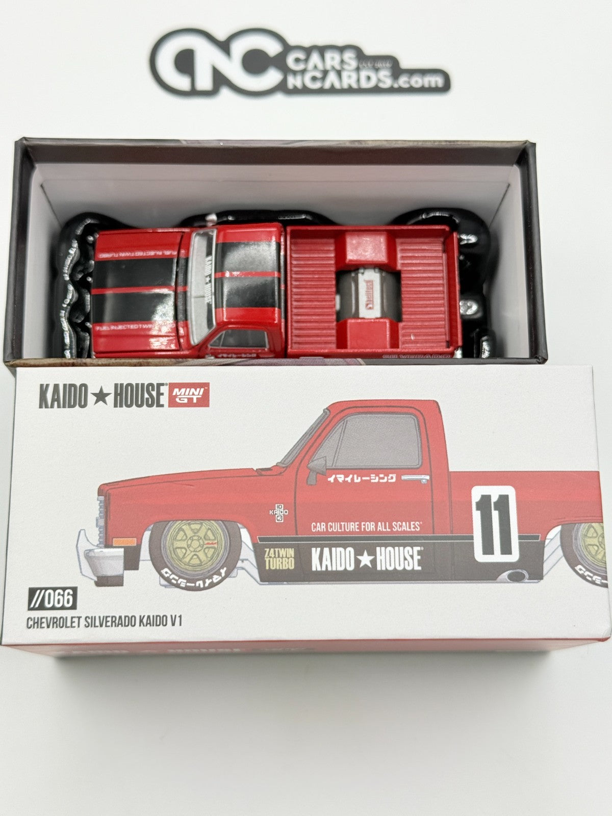 Kaido House x Mini GT 1:64 KHMG066 Chevrolet Silverado KAIDO WORKS V1 Open Box
