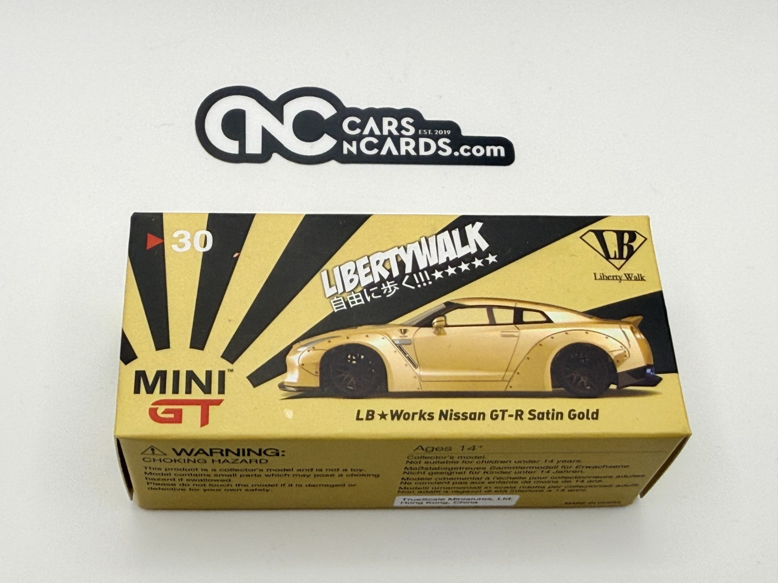 Mini GT #30 Liberty Walk LB Works Nissan GT-R R35 Satin Gold Open