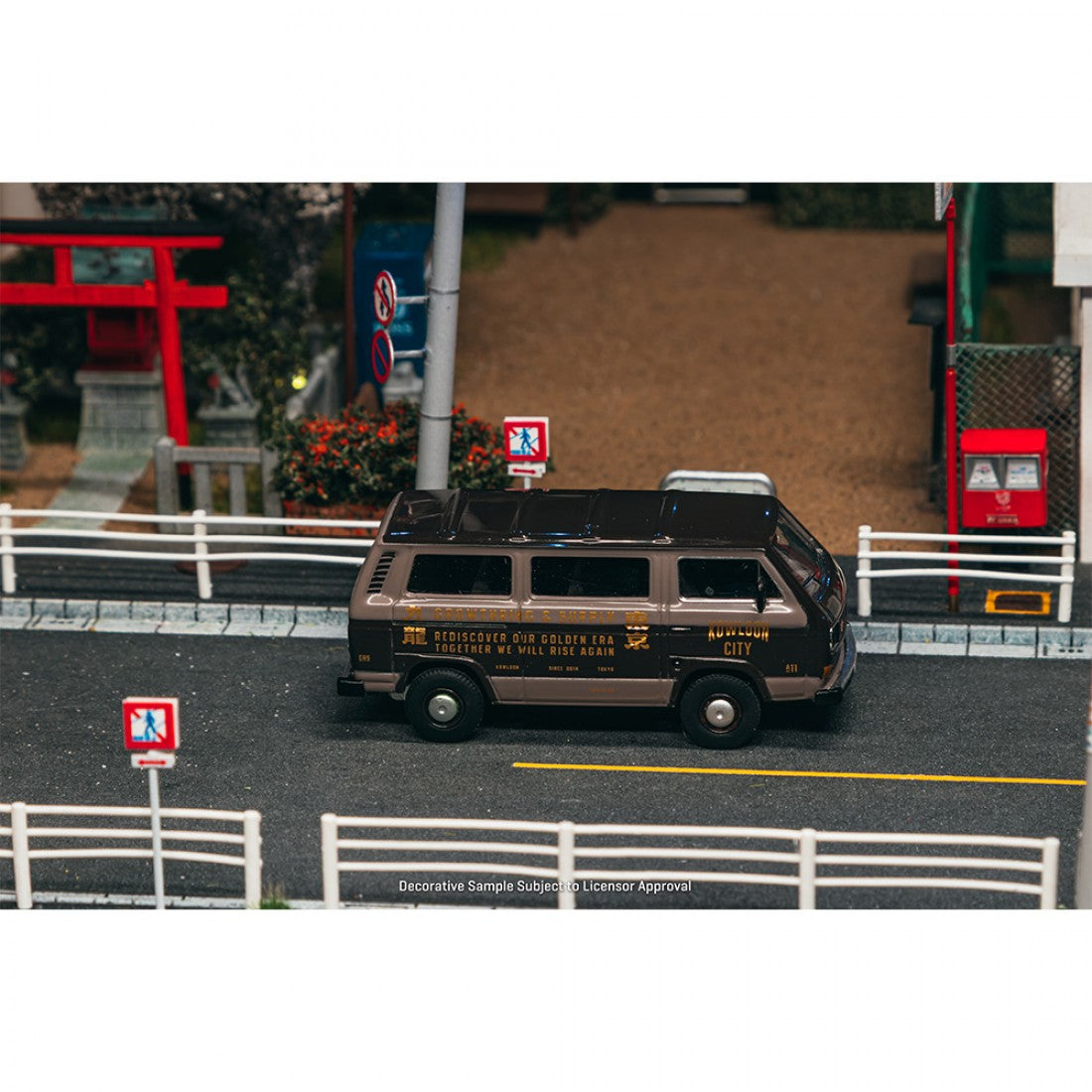 (PRE-ORDER) Tarmac Works COLLAB64 1:64 GRS X Tarmac Works Volkswagen T3 Van T64S-001-GRS