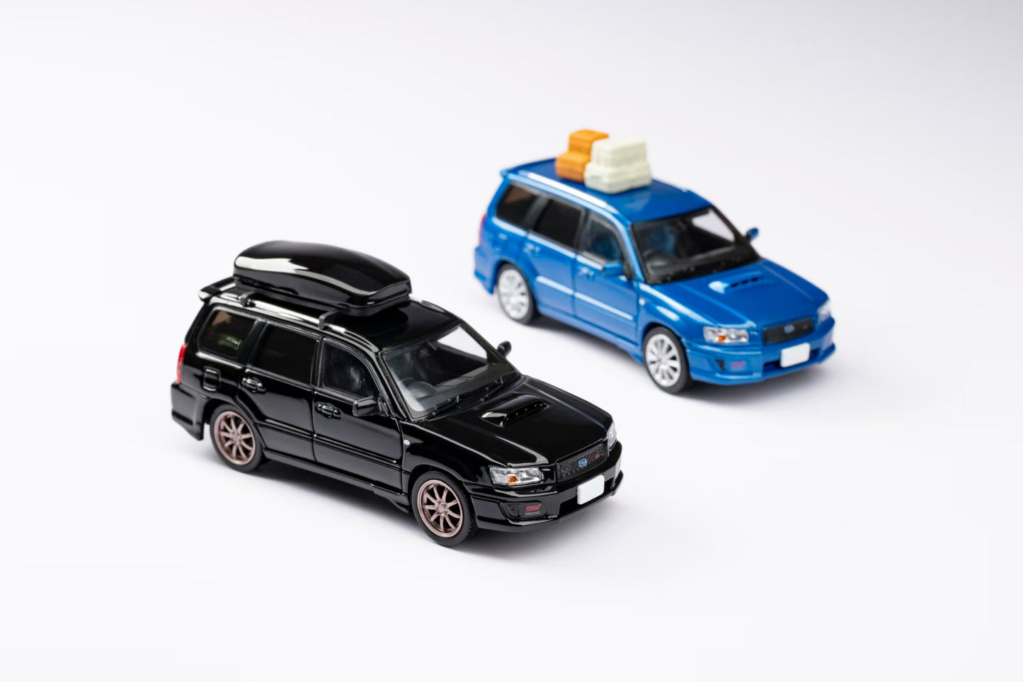 (PRE-ORDER) ModelModel 1:64 Subaru Forester SG9 Sti black MM64-SG9-002