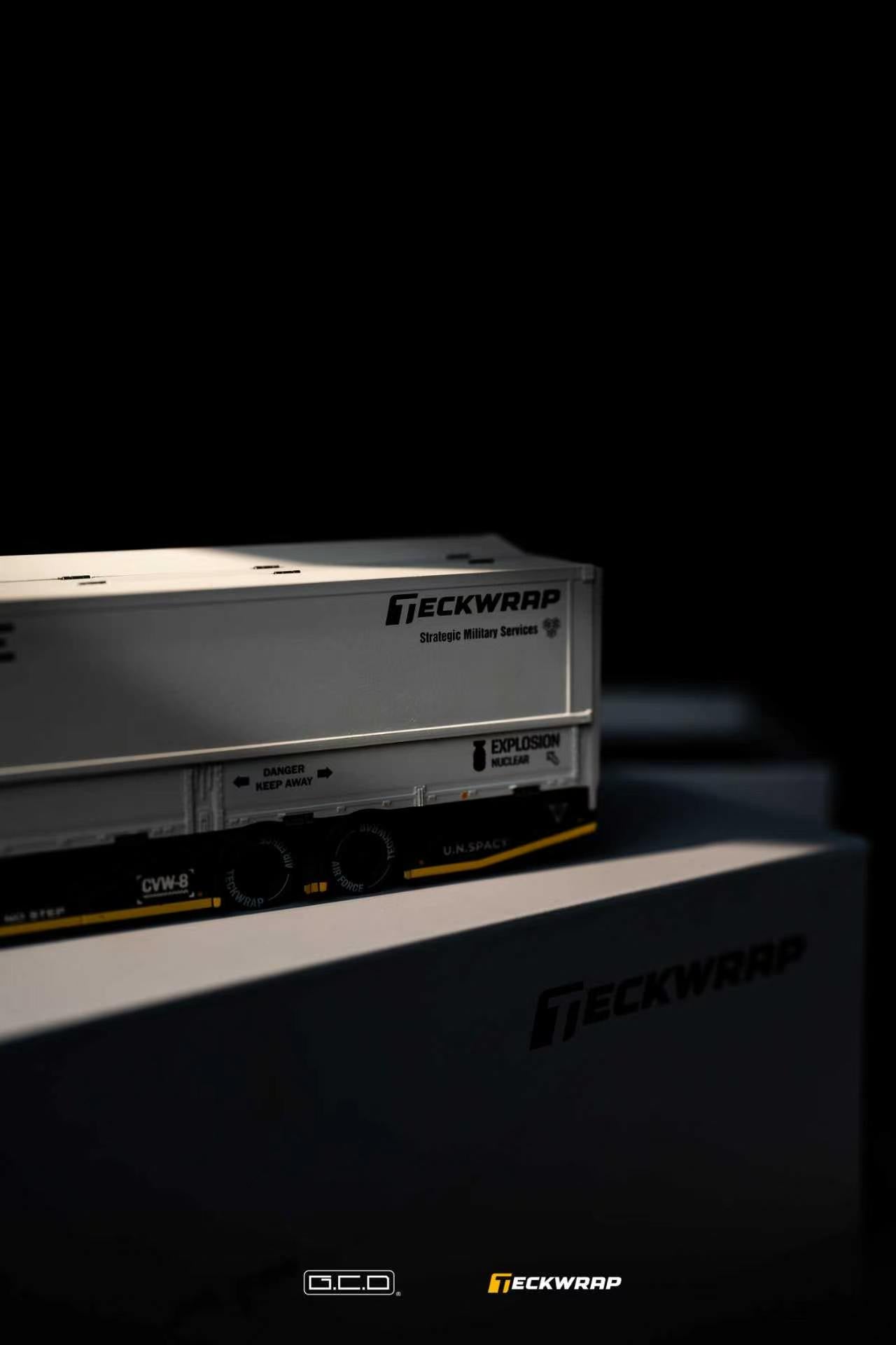 (PRE-ORDER) GCD 1:64 DarwinPRO & TECKWRAP Hino Profia 2018 KS-118-688