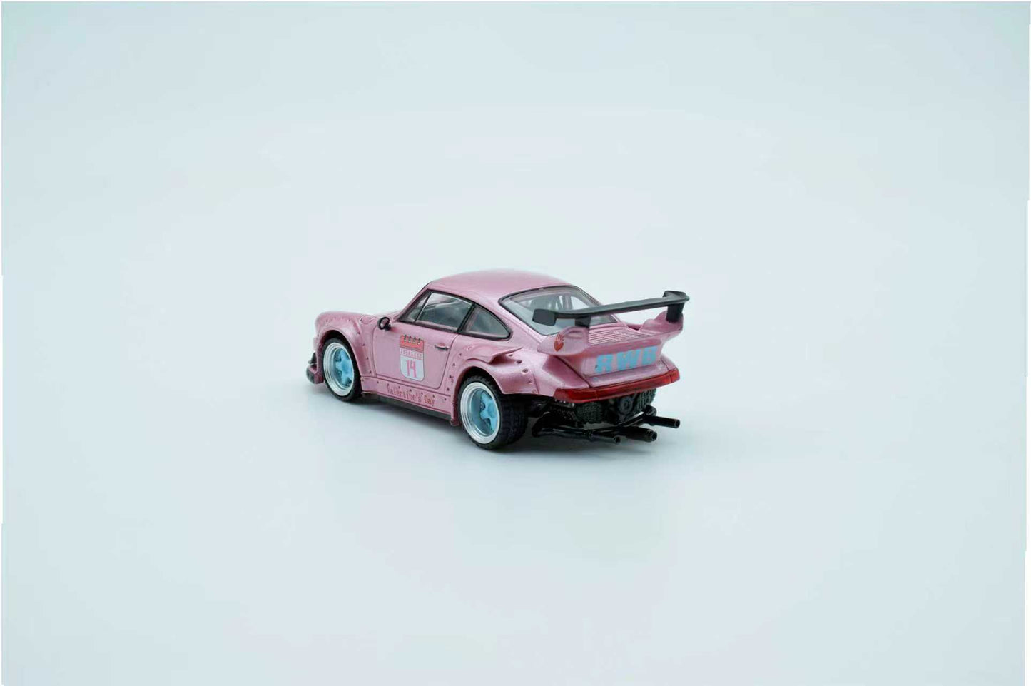 (PRE-ORDER) ModelModel 1:64 RWB 930 Valentine's day Special edition MM64-RWB930-Valentine2026