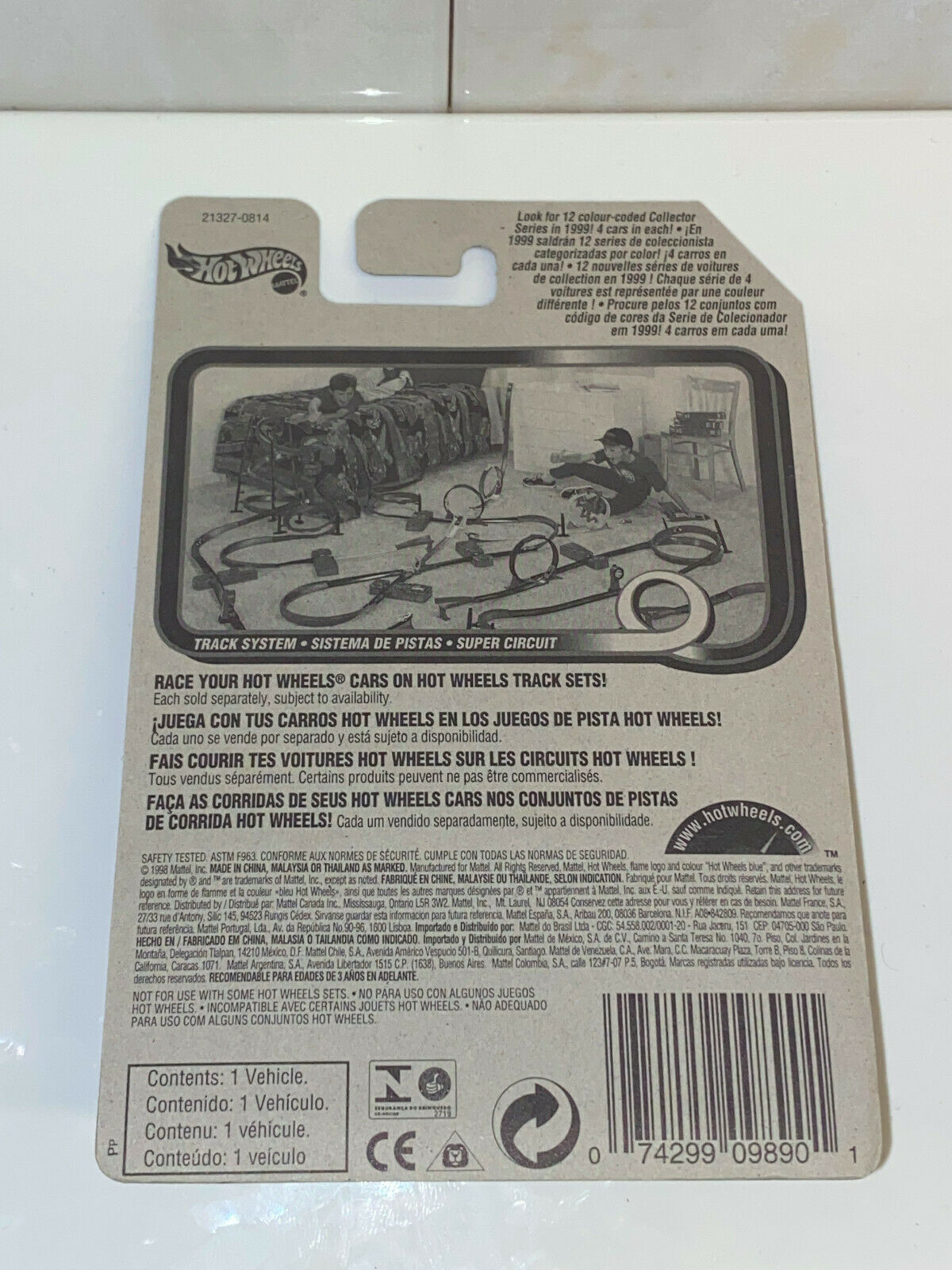 1999 Hot Wheels Terrorific Series Full Set of 4 International Cards NIP VHTF