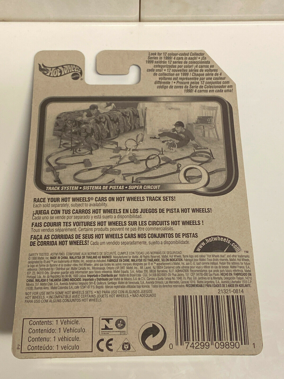 1999 Hot Wheels Mega Graphics Series Full Set 4 International Cards NIP VHTF