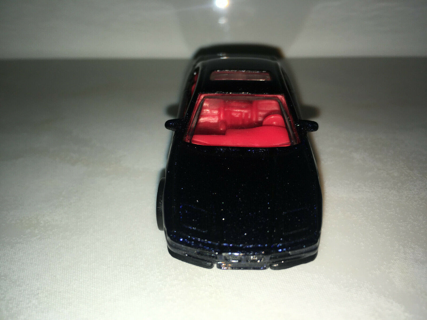 1990 Hot Wheels Mainline #255 BMW 850i Dark Blue w/ Gold Rims