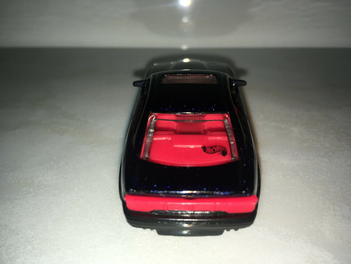 1990 Hot Wheels Mainline #255 BMW 850i Dark Blue w/ Gold Rims