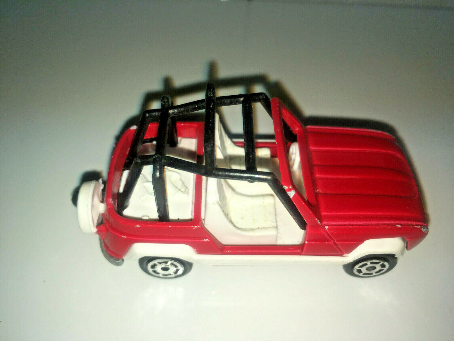 Majorette Renault JP4 #252 1/47 Scale Loose