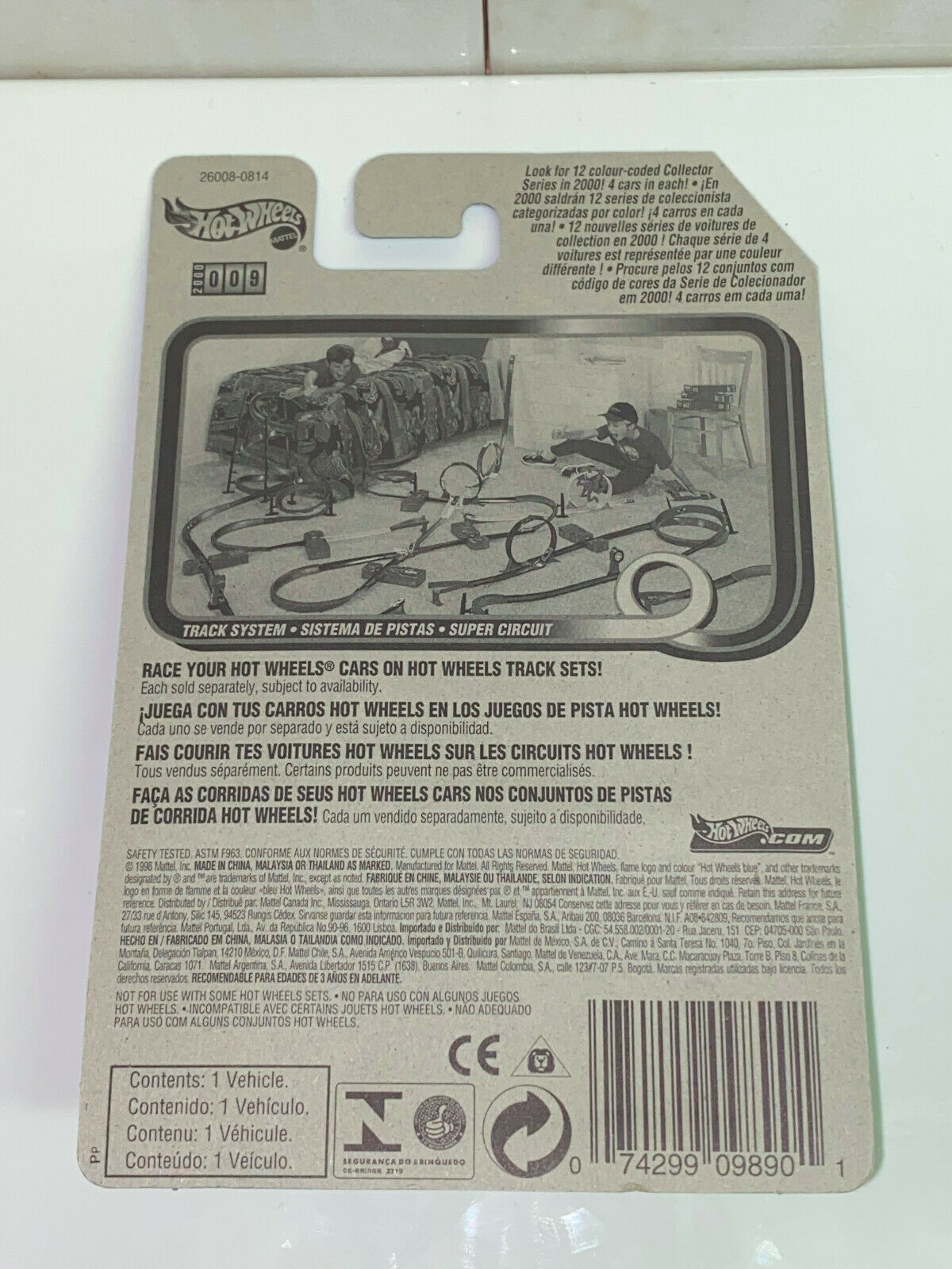 2000 Hot Wheels Seein' 3-D FULL SET OF 4 International Card VHTF NIP Olds/Lexus